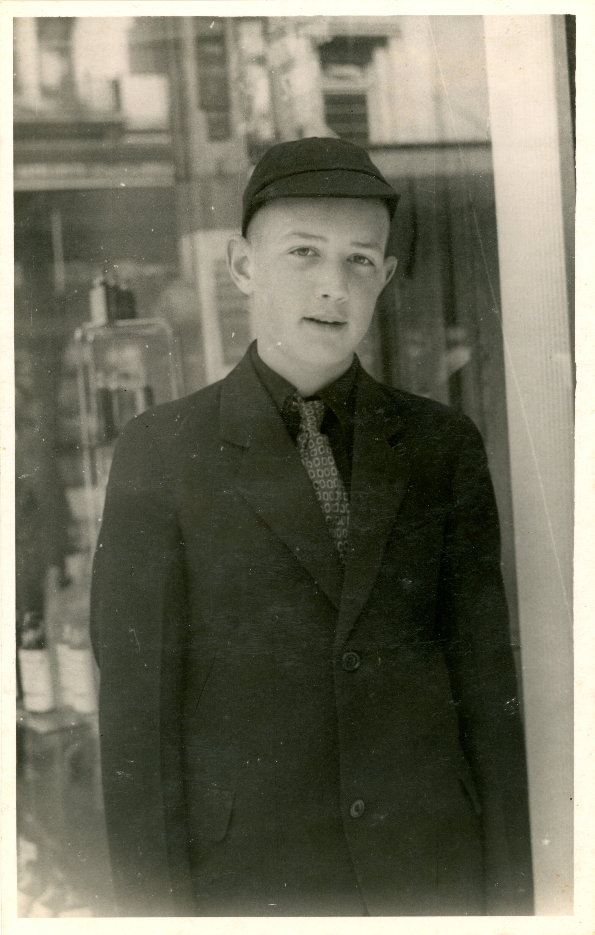 Peter Josland; between 1939-1945