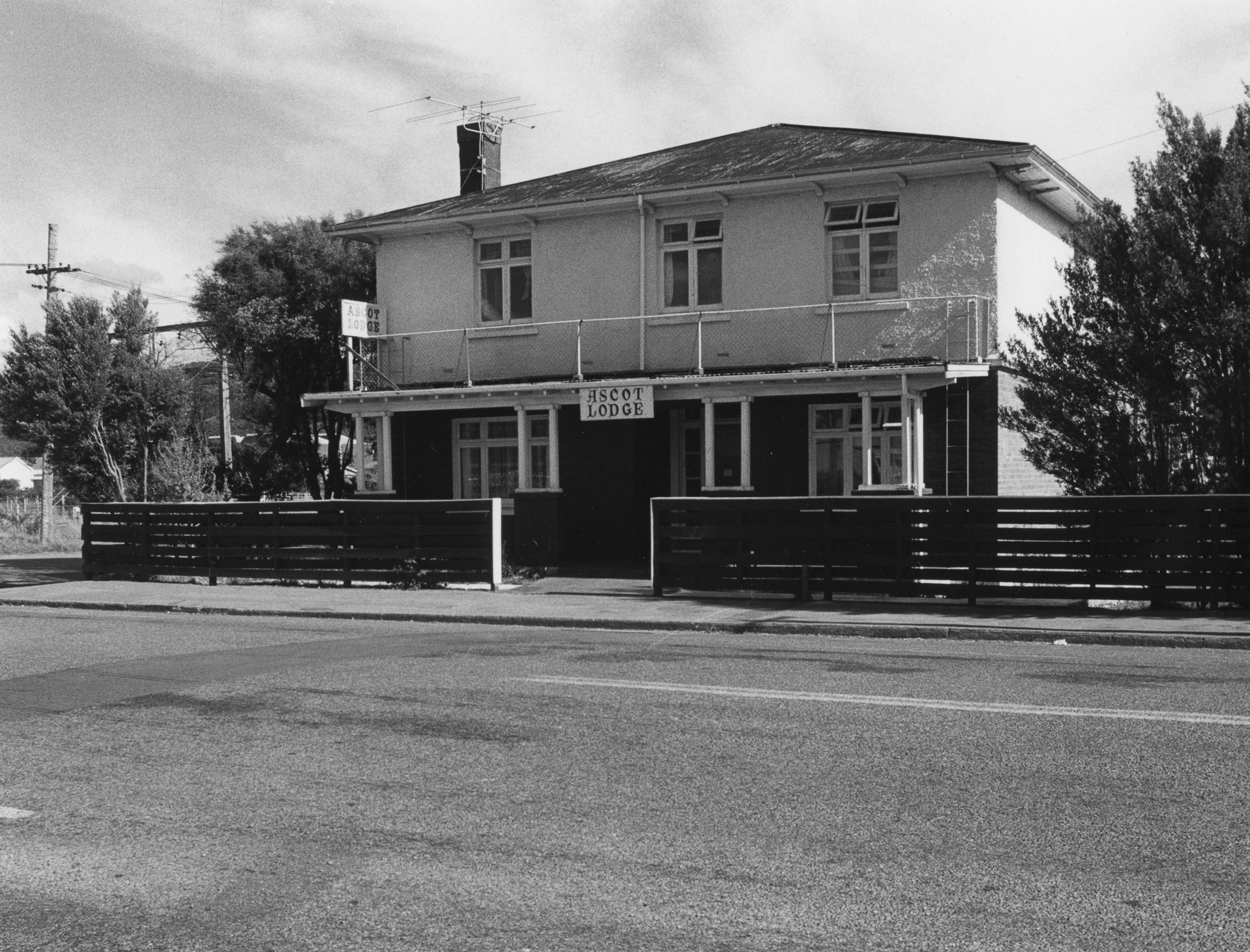 Camp Street; No. 40-42; 'Ascot Lodge'. 