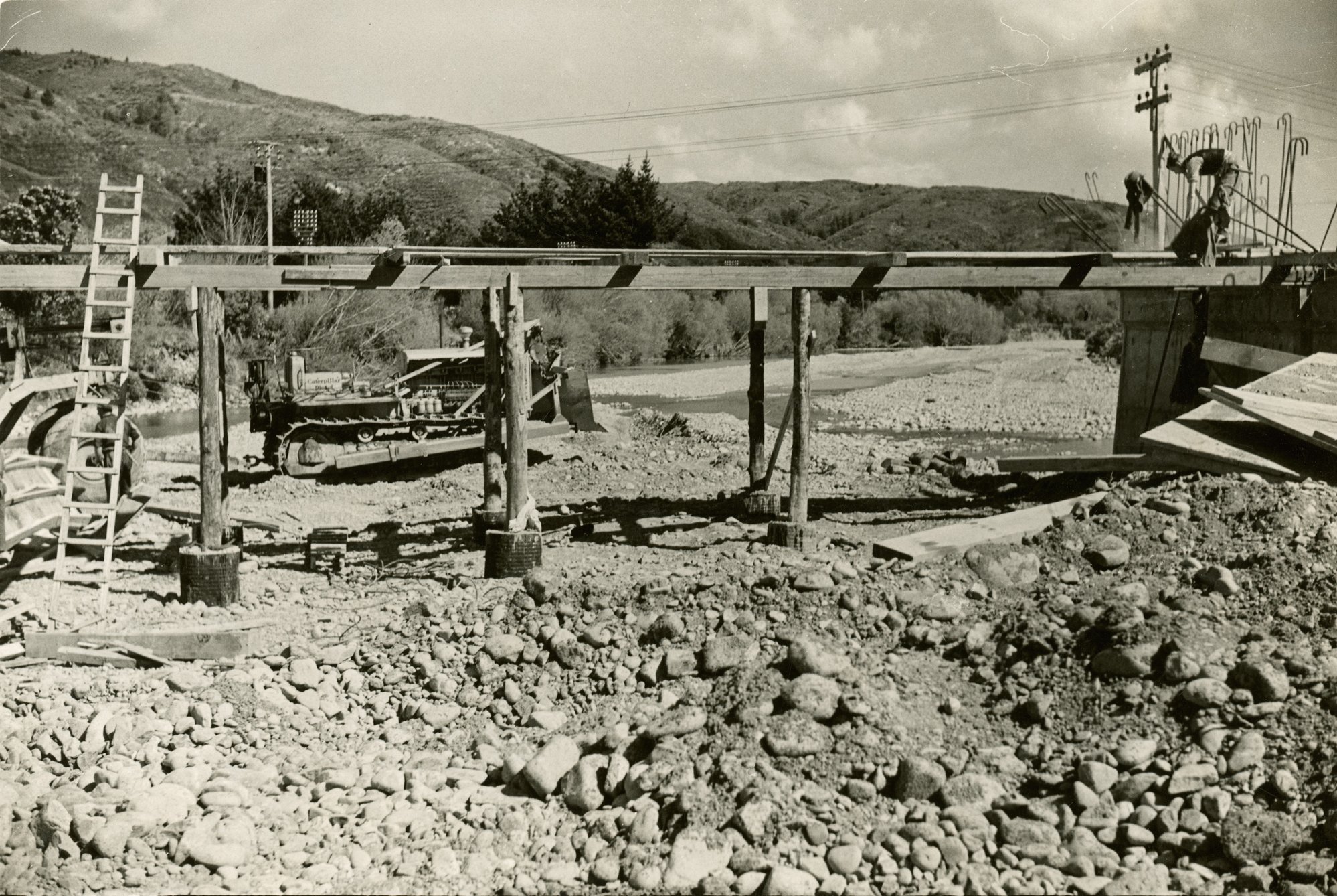 Silverstream road bridge; early stage of preparations. | Upper Hutt ...