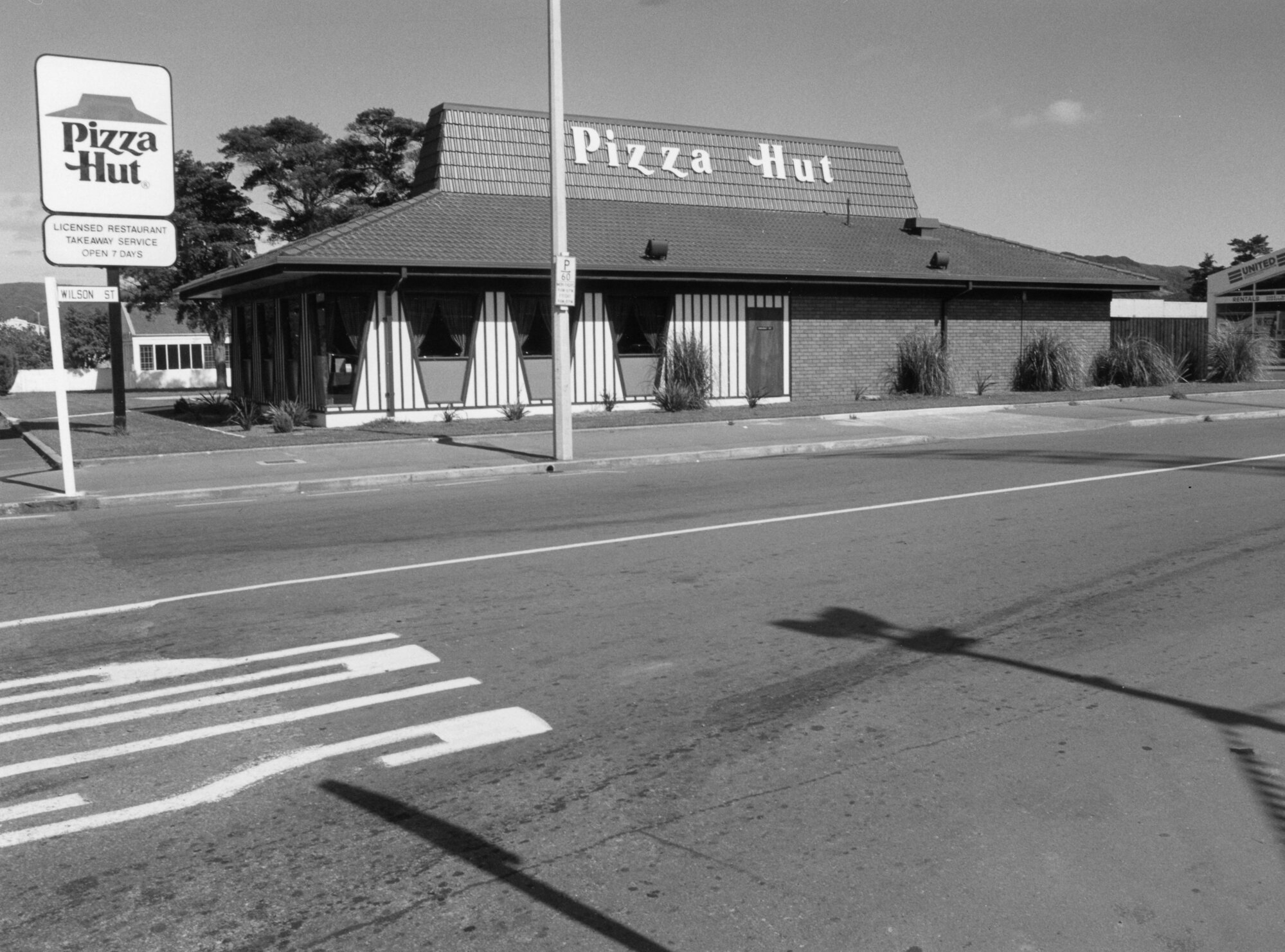 Fergusson Drive; No.  851-857; Pizza Hut building, at Wilson Street.