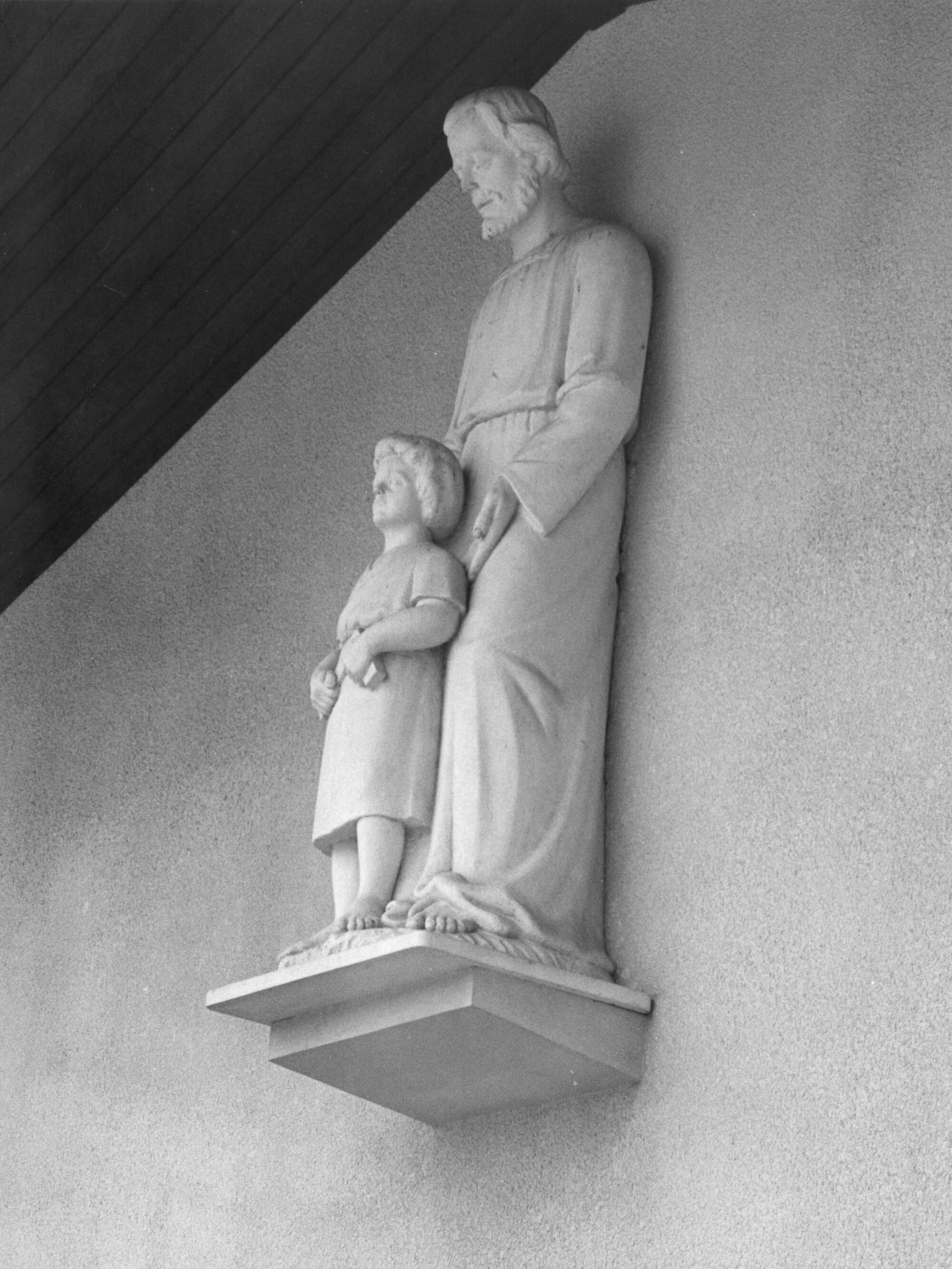 St Joseph's Catholic Church of 1965, Upper Hutt statue, October 1981.