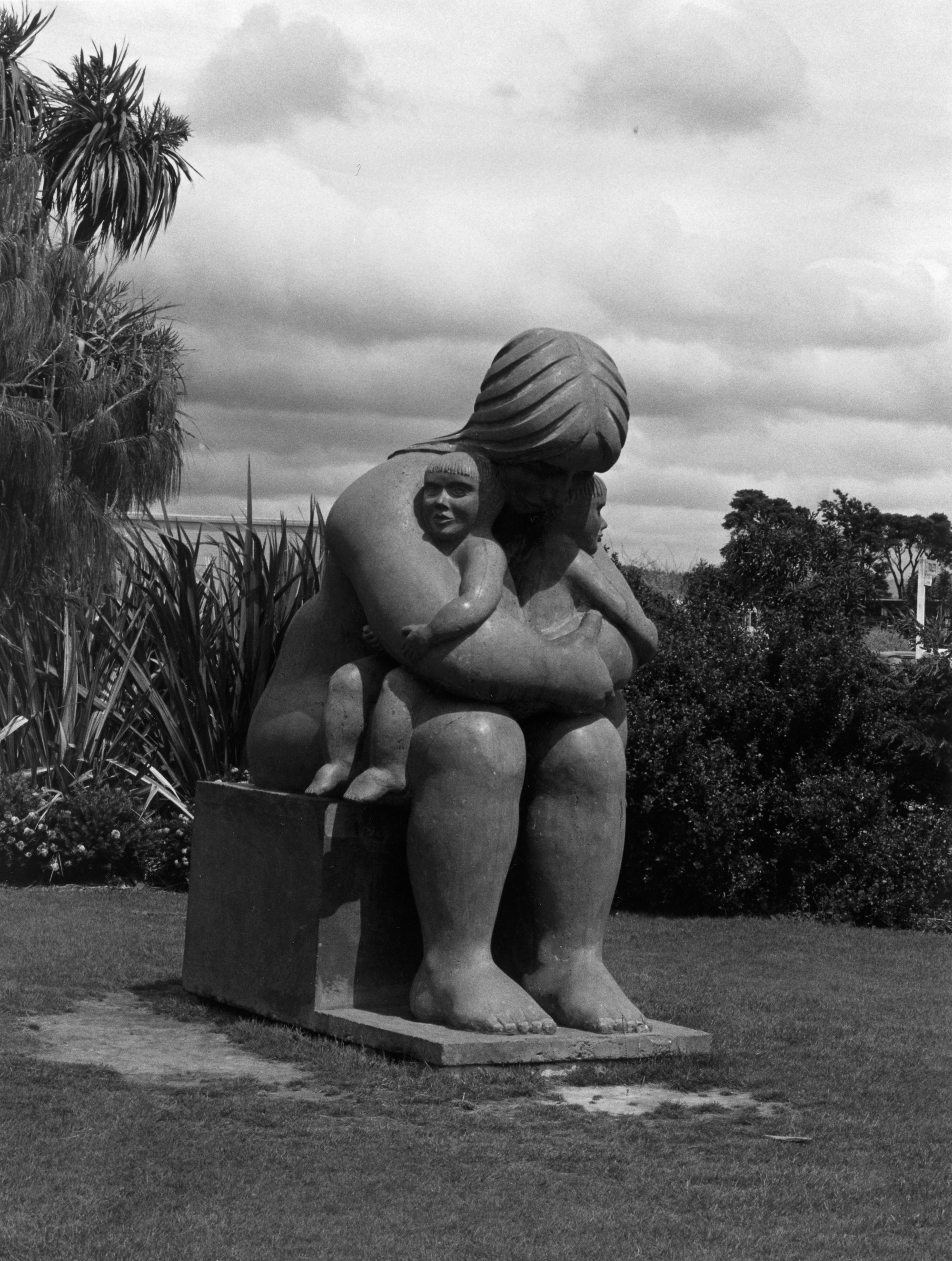 Fergusson Drive; 'Maternity' statue, at Upper Hutt railway station.