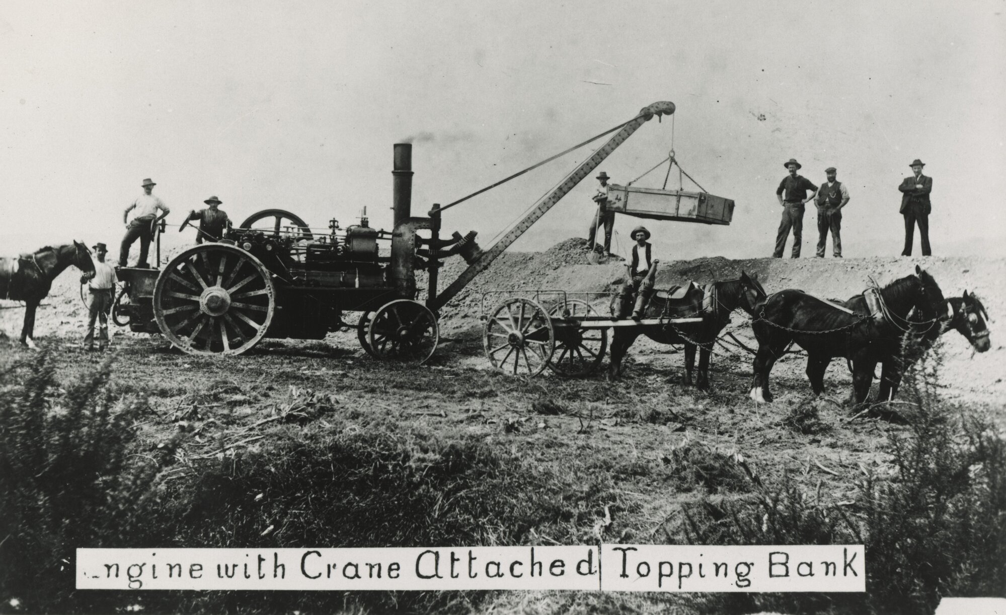Te Awa Kairangi / Hutt River, 1902; traction engine with crane, topping the stop-bank.