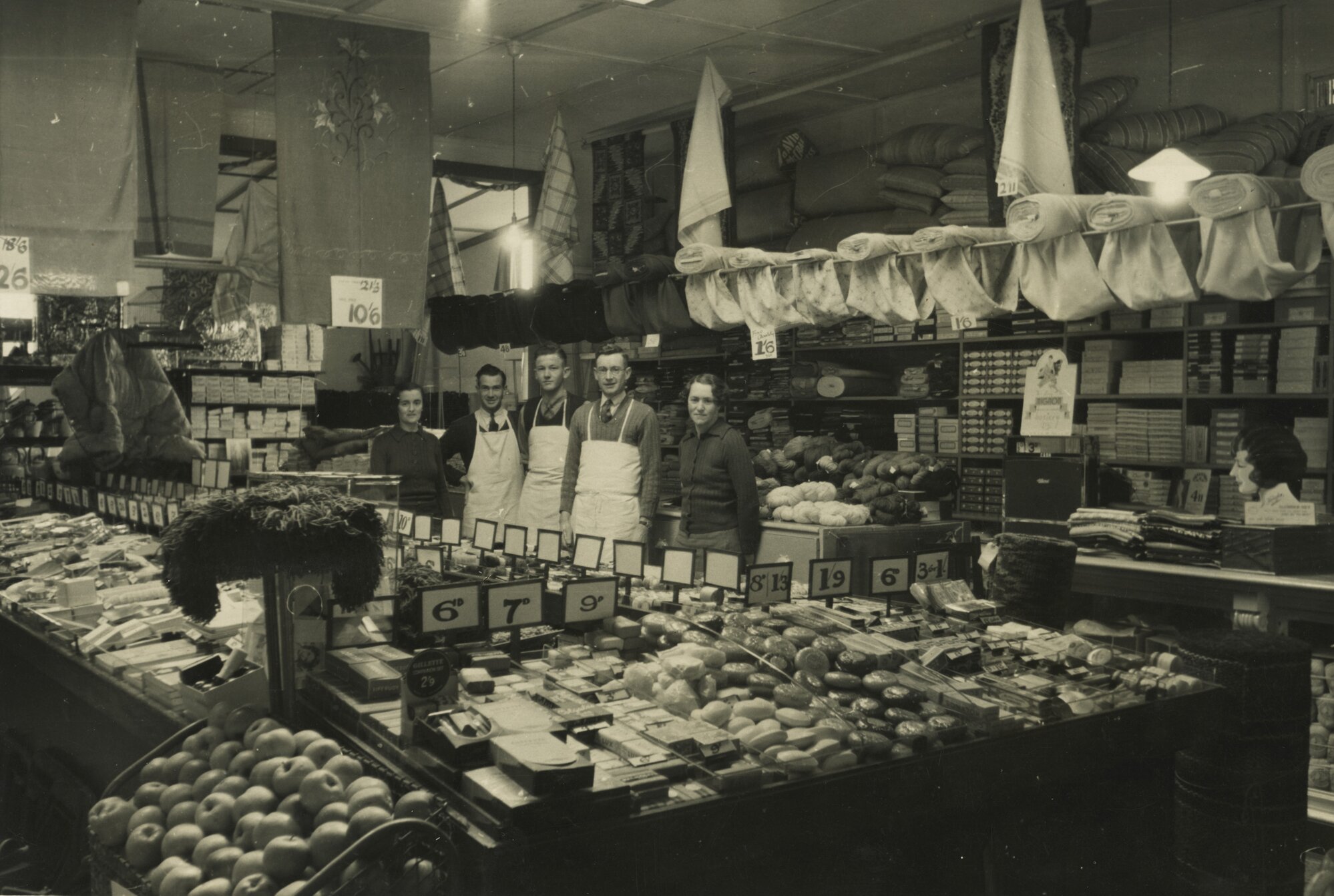 Biggs store, Main Street; interior. [P2-939-2195]