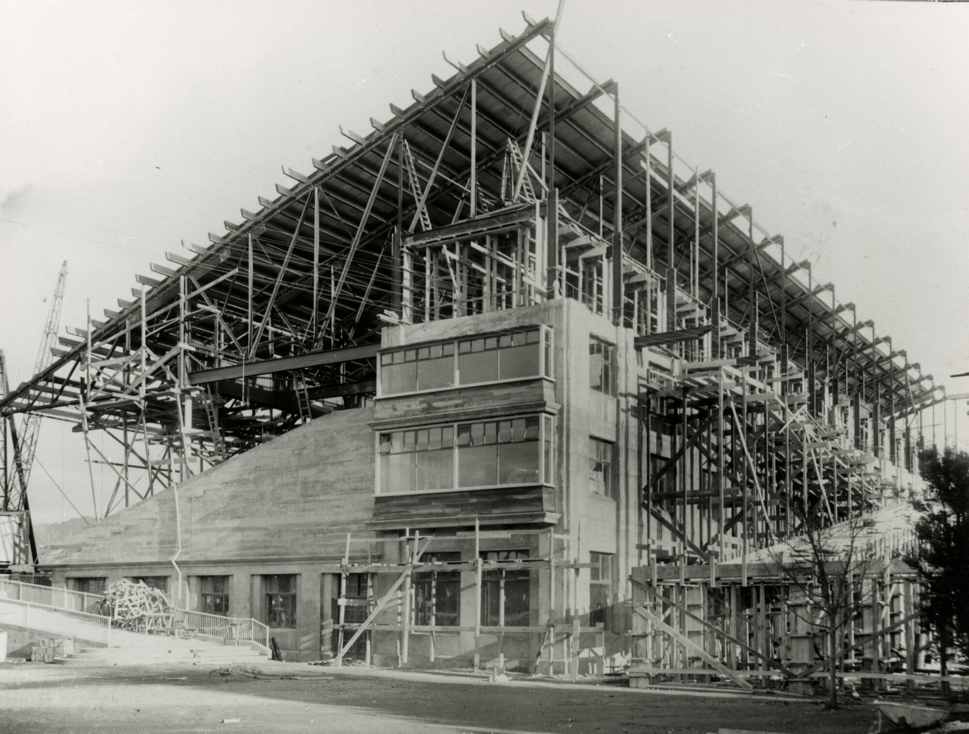 Trentham racecourse; stewards' stand under construction. [P3-519-2173]
