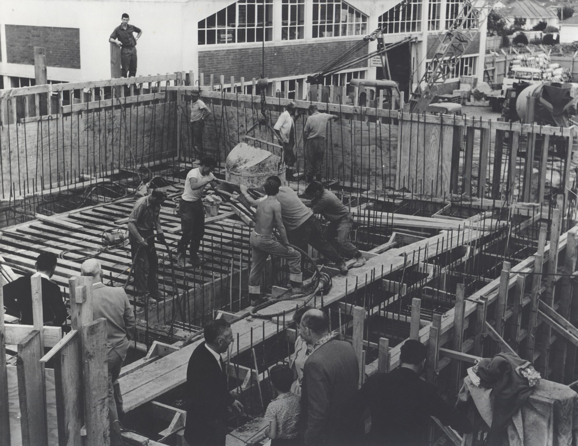 Tasman Vaccine Laboratory; pouring of concrete for nuclear-irradiation plant, for sterilising medical supplies.[P3-299-1362]
