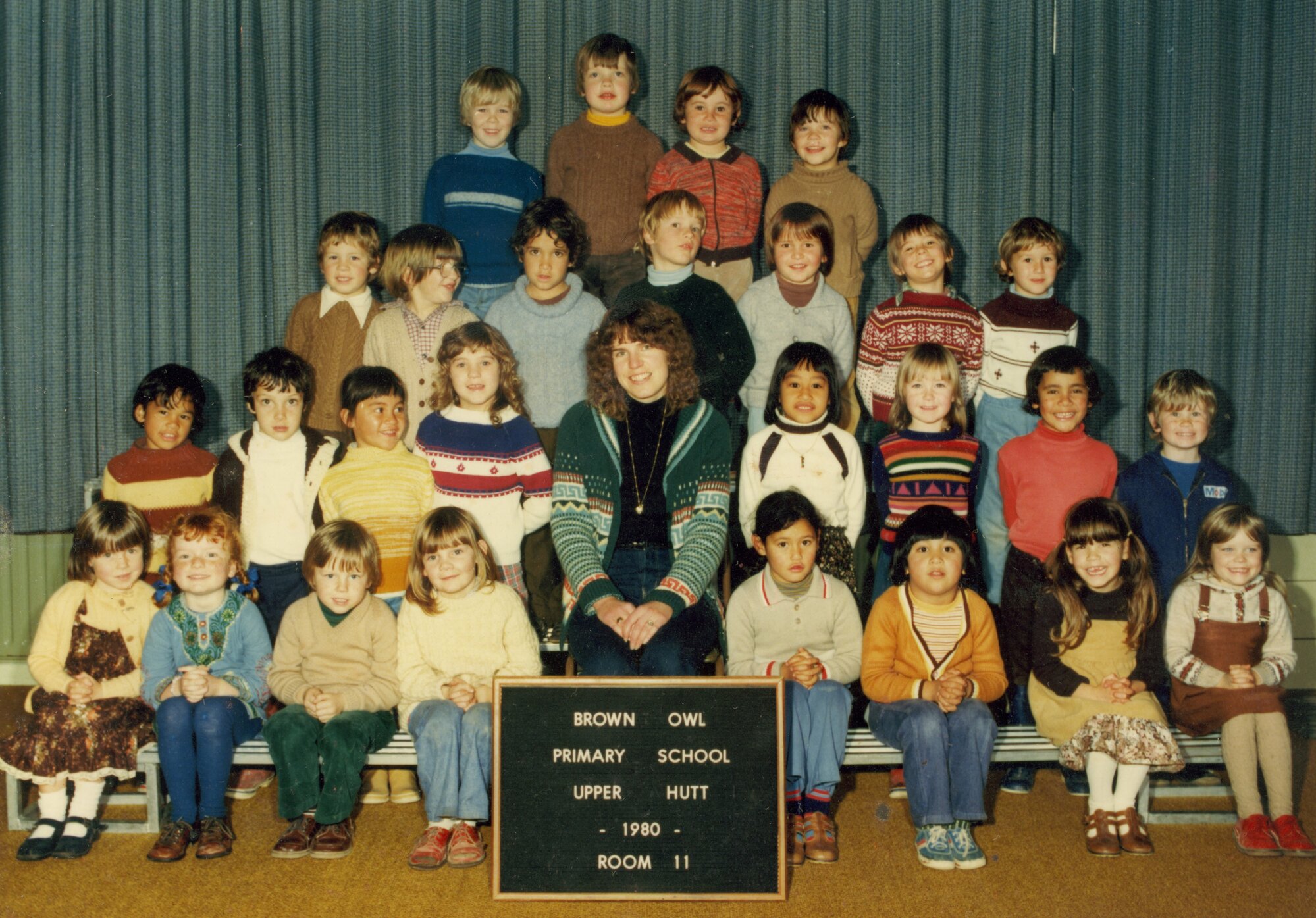Brown Owl School 1980 Room 11; Mrs S Chadfield.