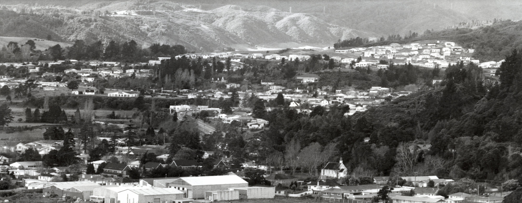 Snow scene from Kingsley Heights, looking north.