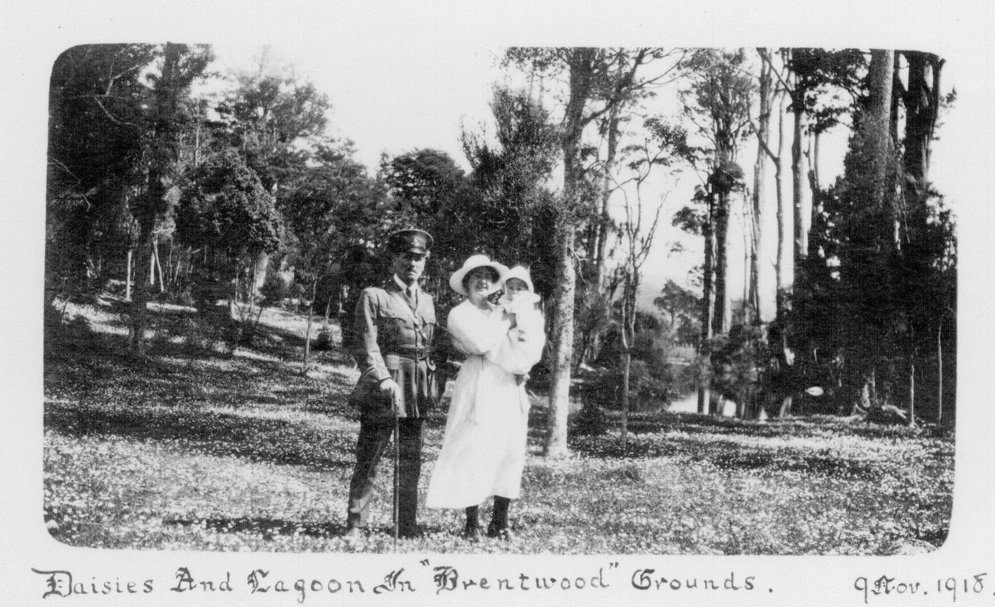 Brentwood, Ruahine Street; Captain and Mrs Brocks with son Basil; daisies and lagoon in grounds.