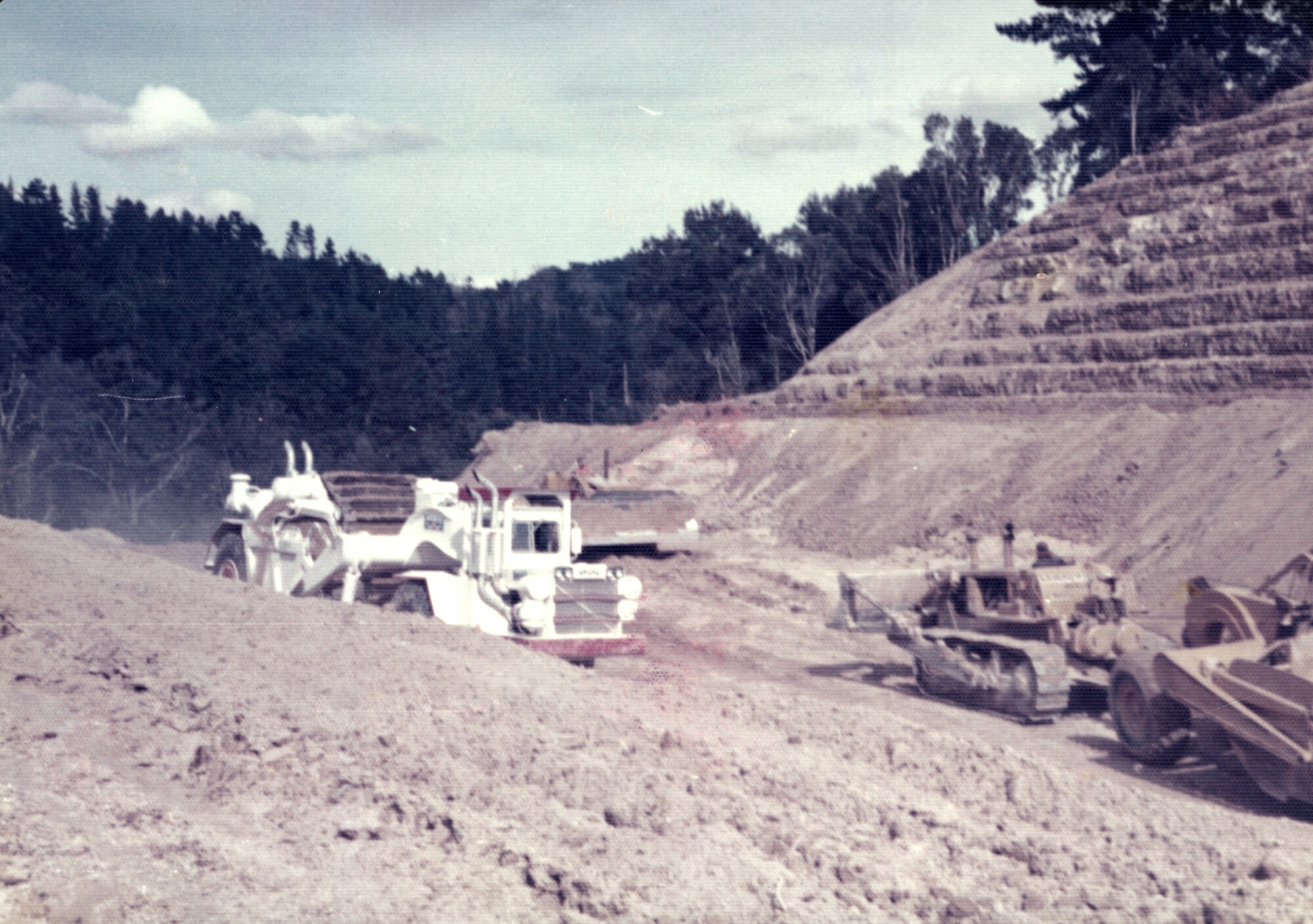 Kingsley Heights 1976 04; Cut 2