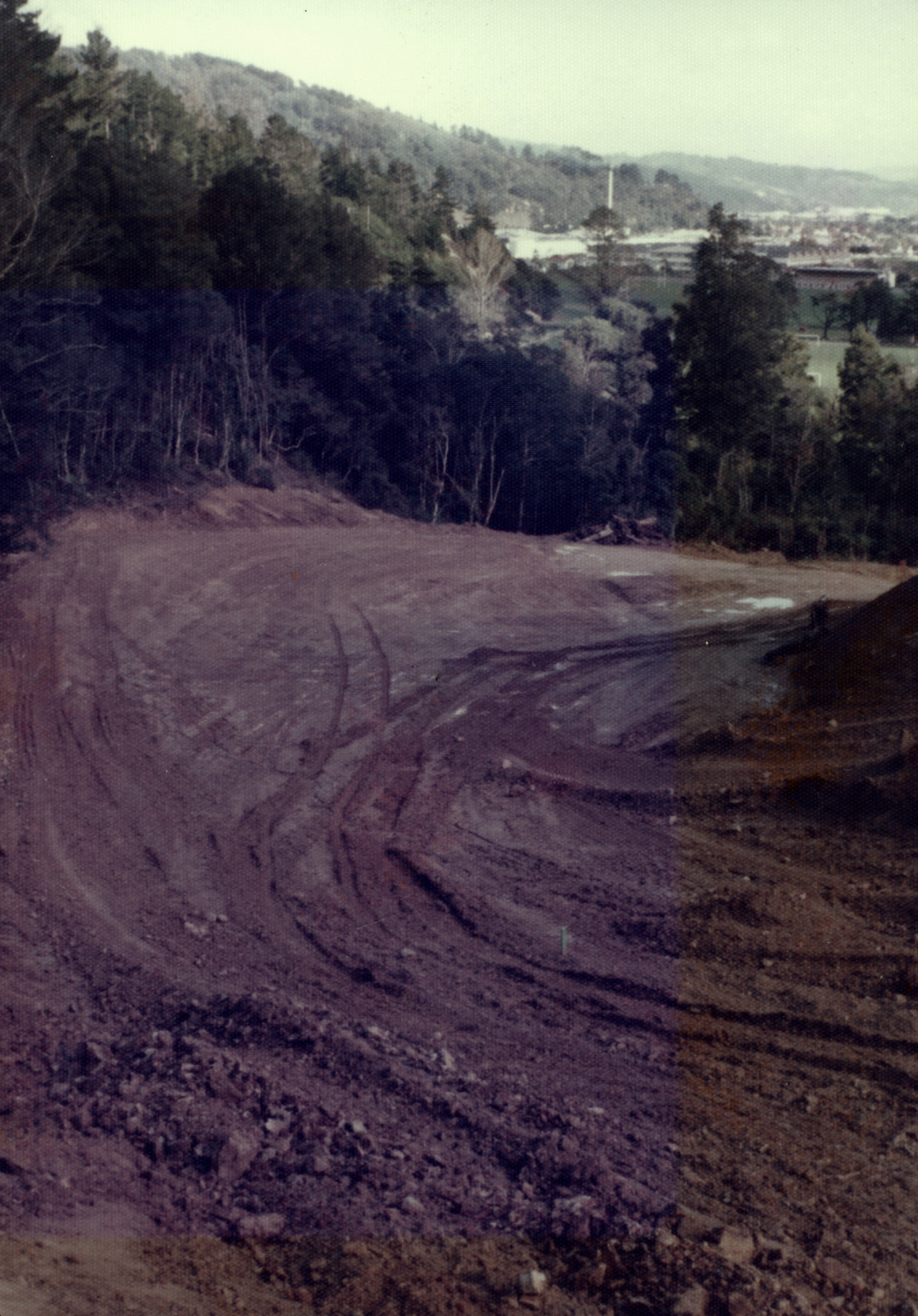 Kingsley Heights 1976 04; first street (King Charles Drive) Fill 2, chainage 300 metres