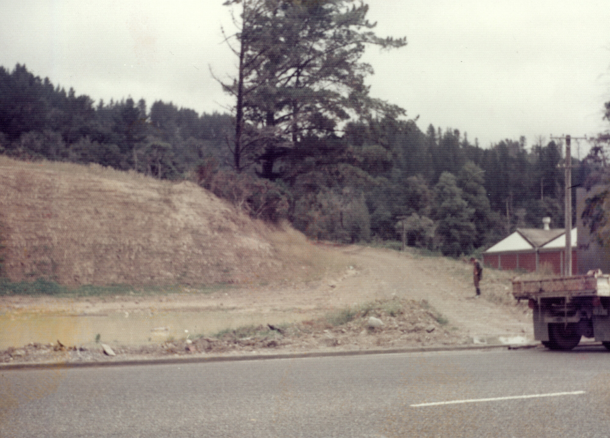 Kingsley Heights 1976 01; first street (King Charles Drive) chainage 000 metres