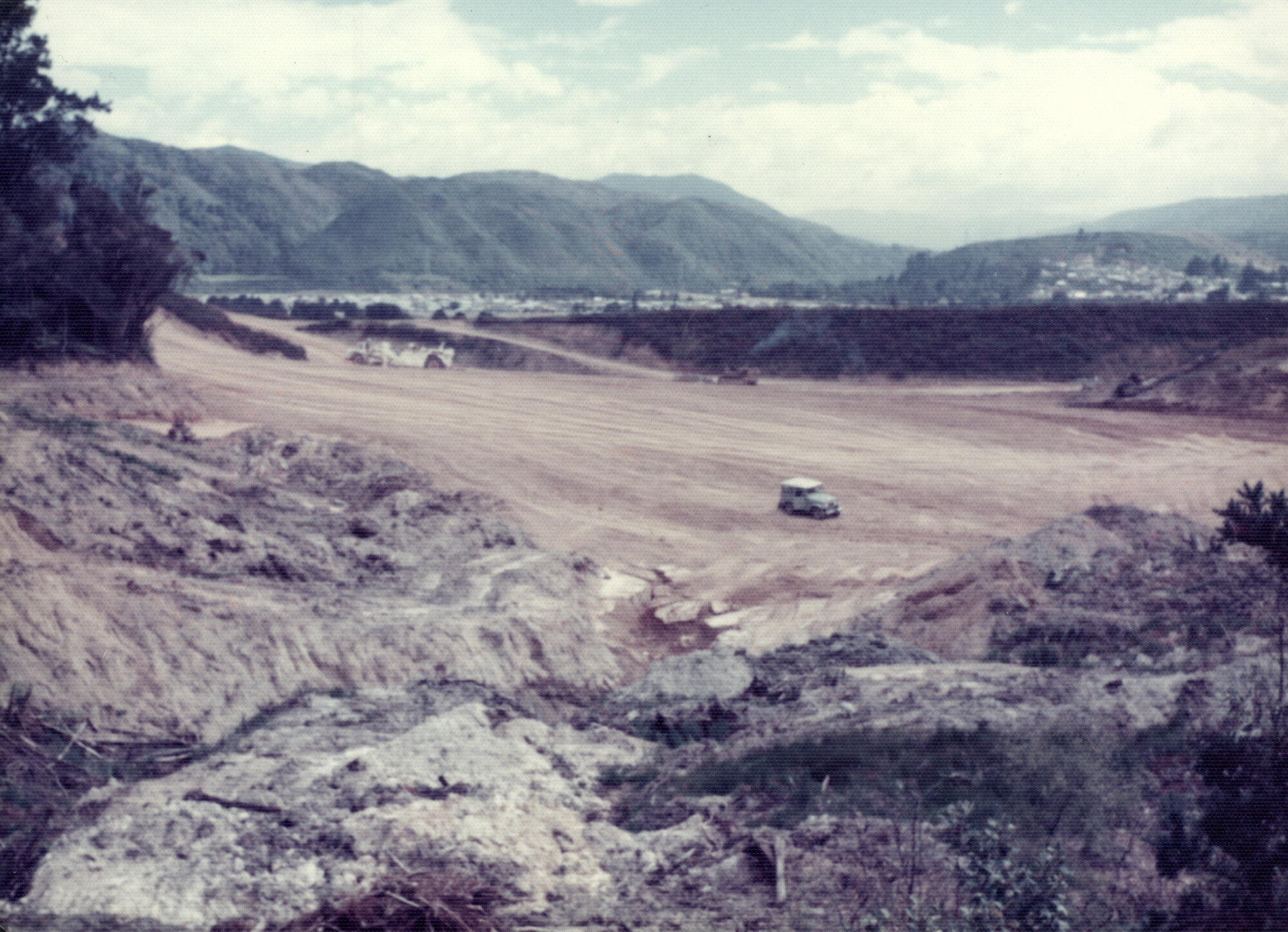 Kingsley Heights 1977 01a; Fill 5 from 100RL contour