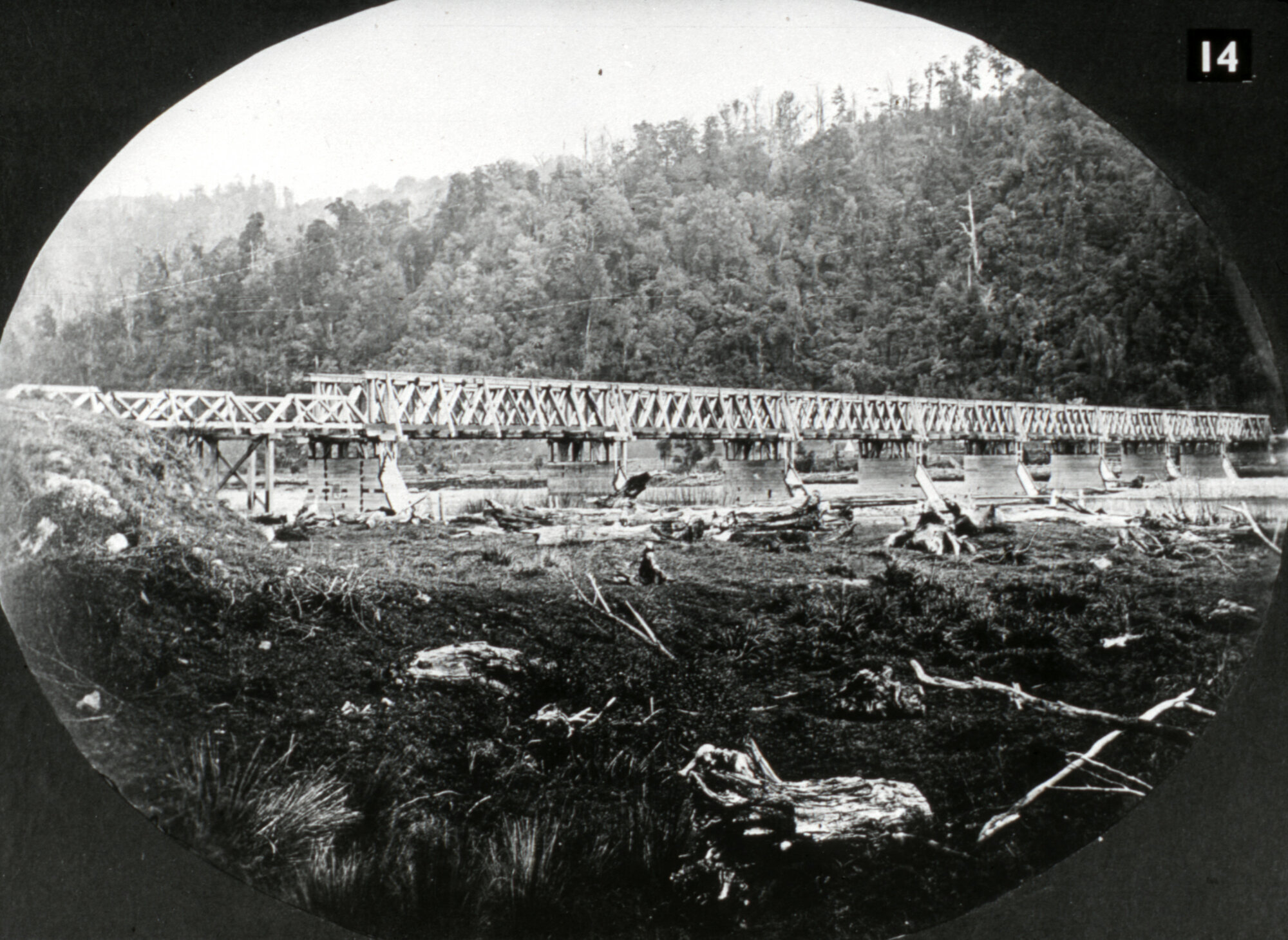 Hutt Valley history 14; railways. Silverstream railway bridge 1 (1875-1903).