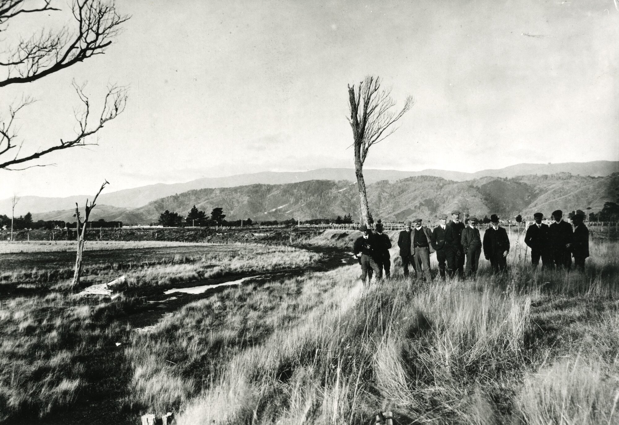 Golf; Heretaunga course site, looking east, 1907. [P4-167-3288]
