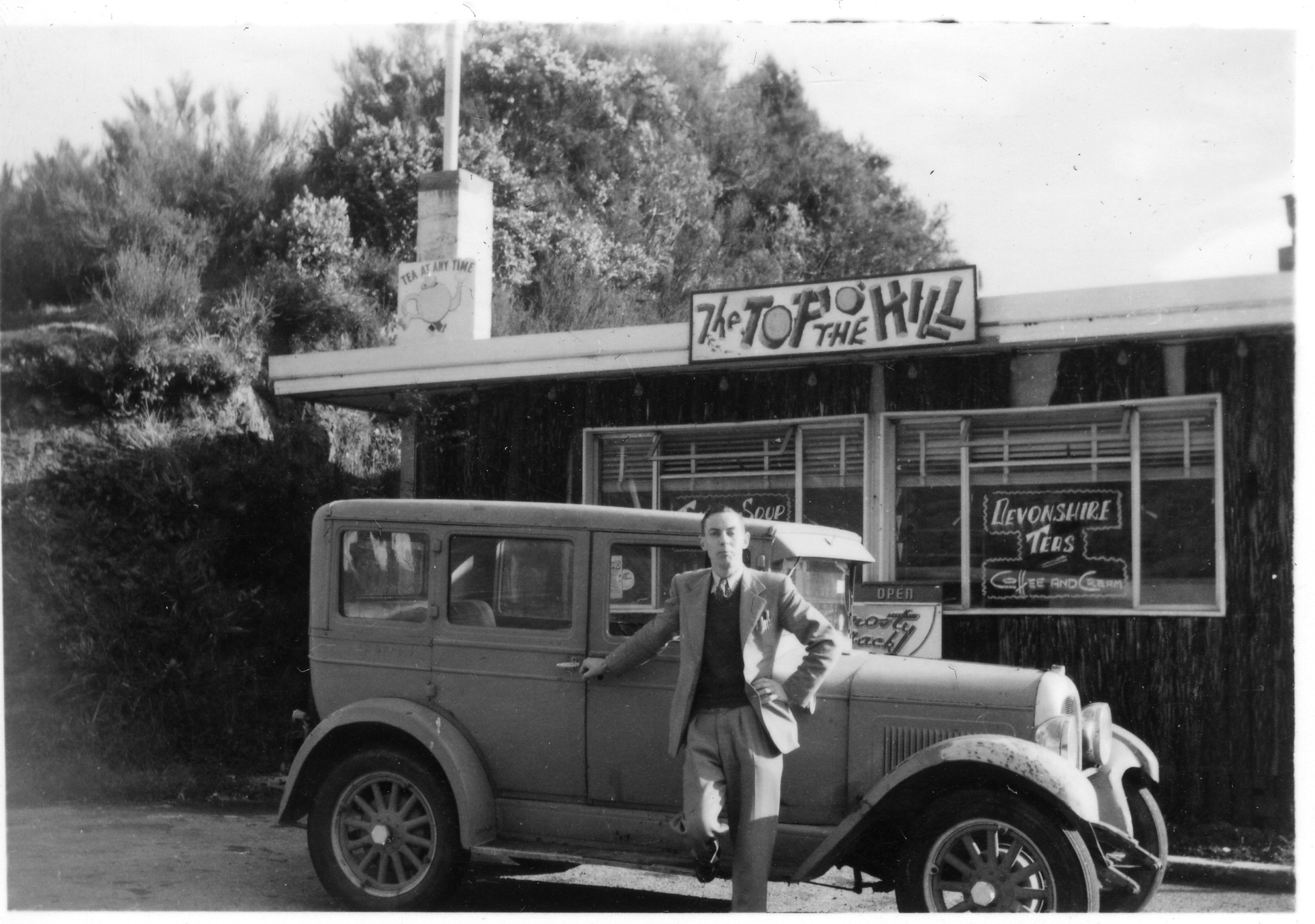 Rimutaka Hill summit; Tom Sims at 'The Top o' the Hill' tearooms.