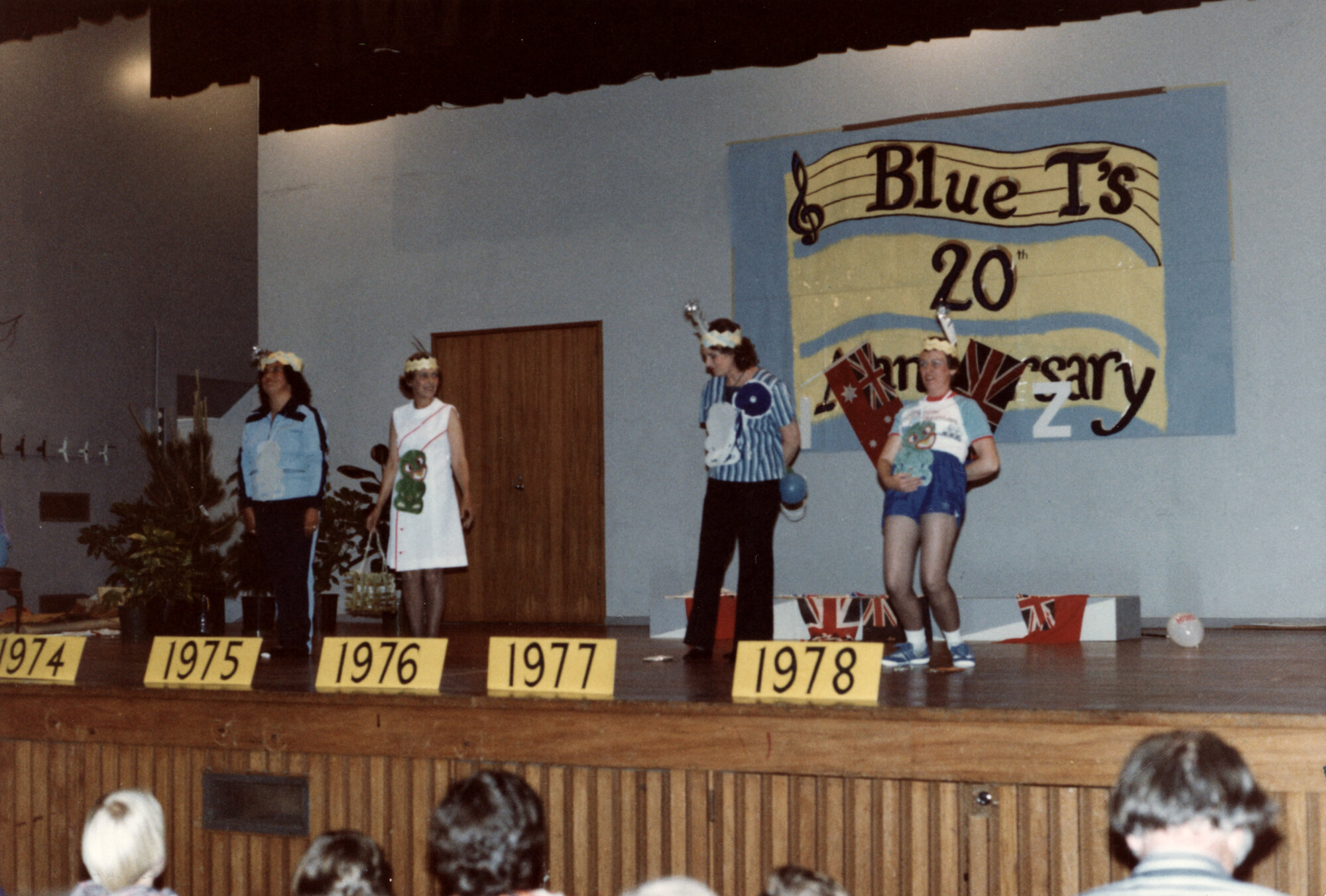 The Blue Ts Mothers Group 1982 002