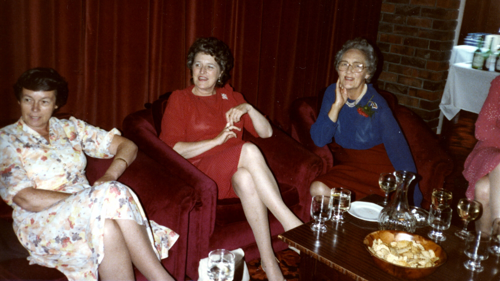 The Blue Ts Mothers Group 1985 003