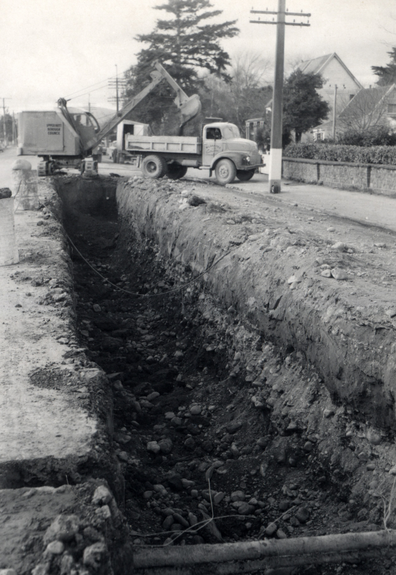Stephen St.; general view of drain,  Post &amp; Telegraph cable in foreground