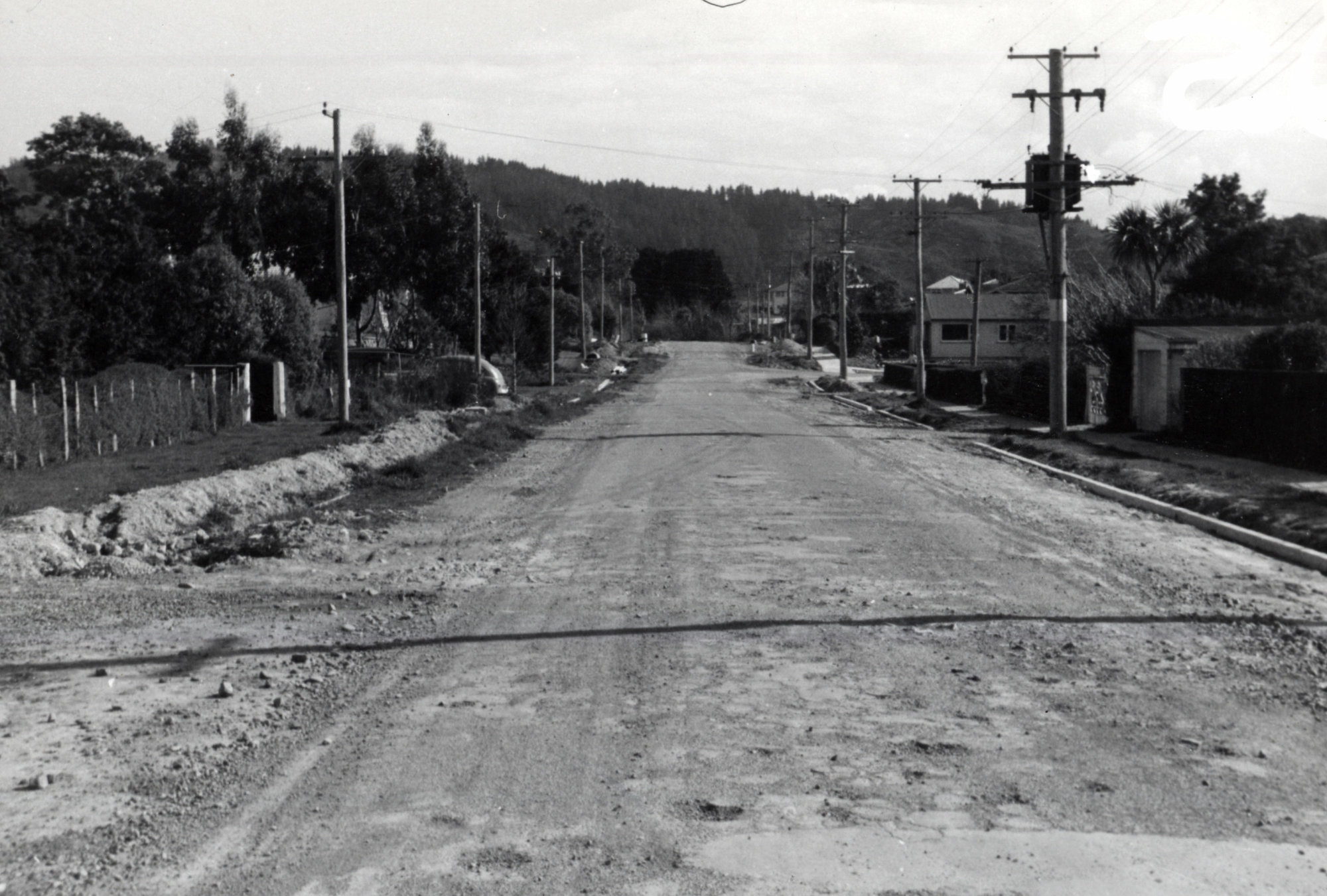 Pempsey St, looking west towards Gloucester St, prior to reconstruction 1961