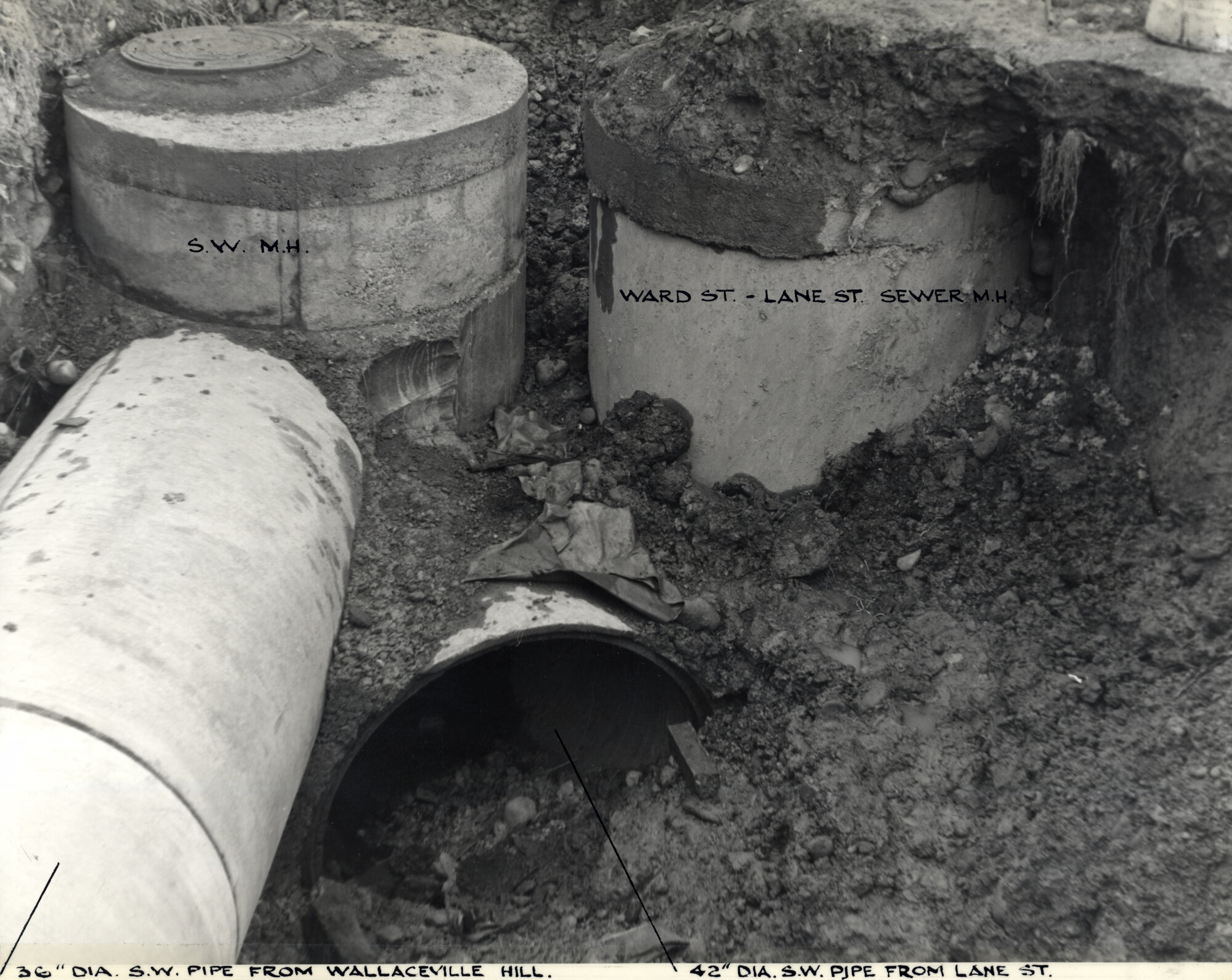 Stormwater pipes and manholes, Wallaceville Hill Road - Lane St 1961