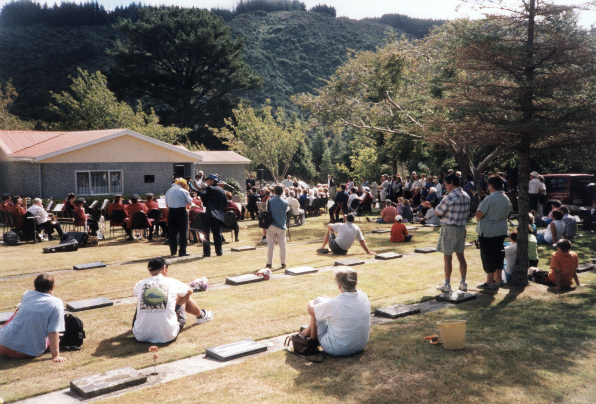 Akatarawa Cemetery centenary; onlookers.