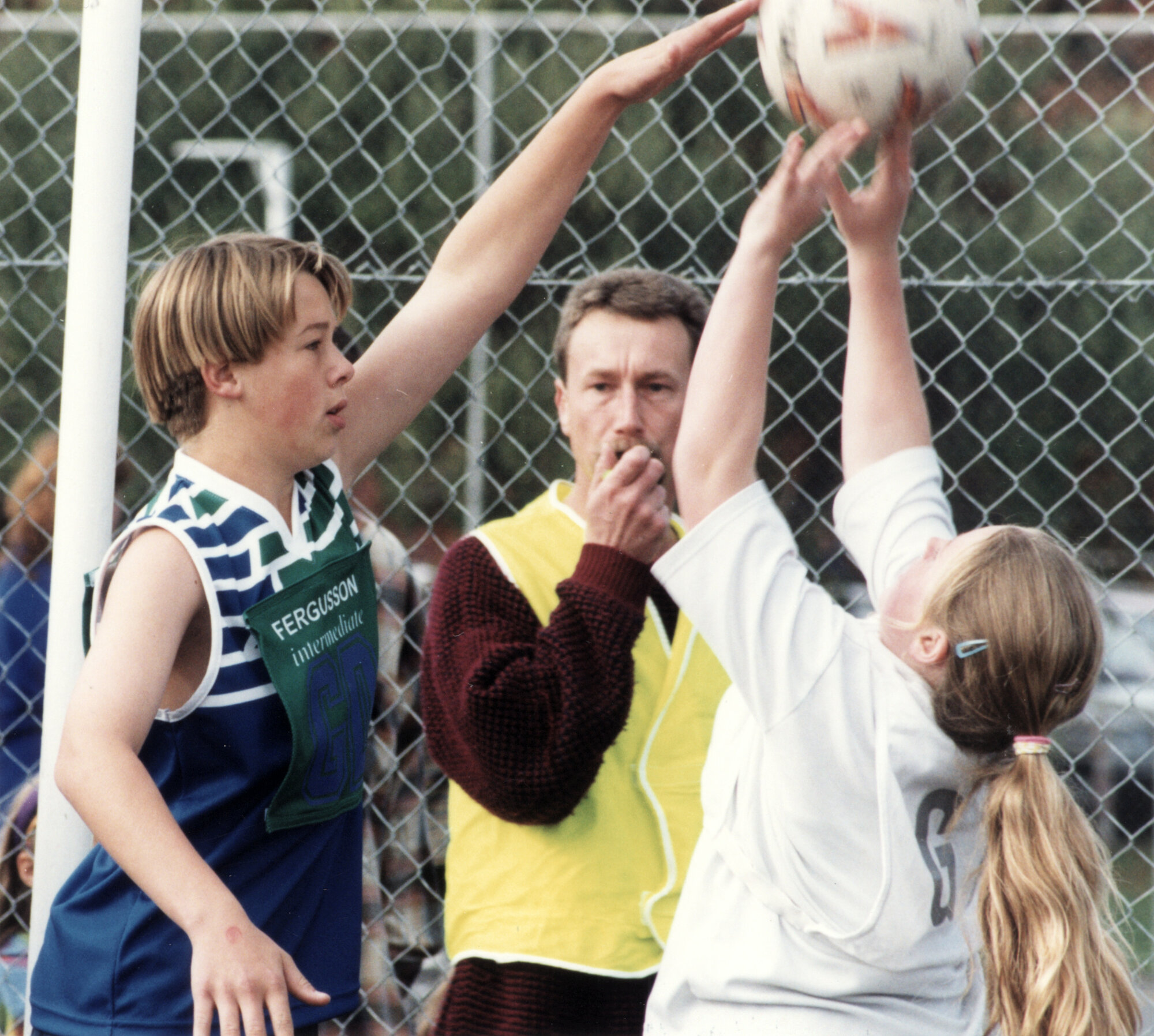 Netball; Richard Schouten, Fergusson A, defending against Maidstone D ...