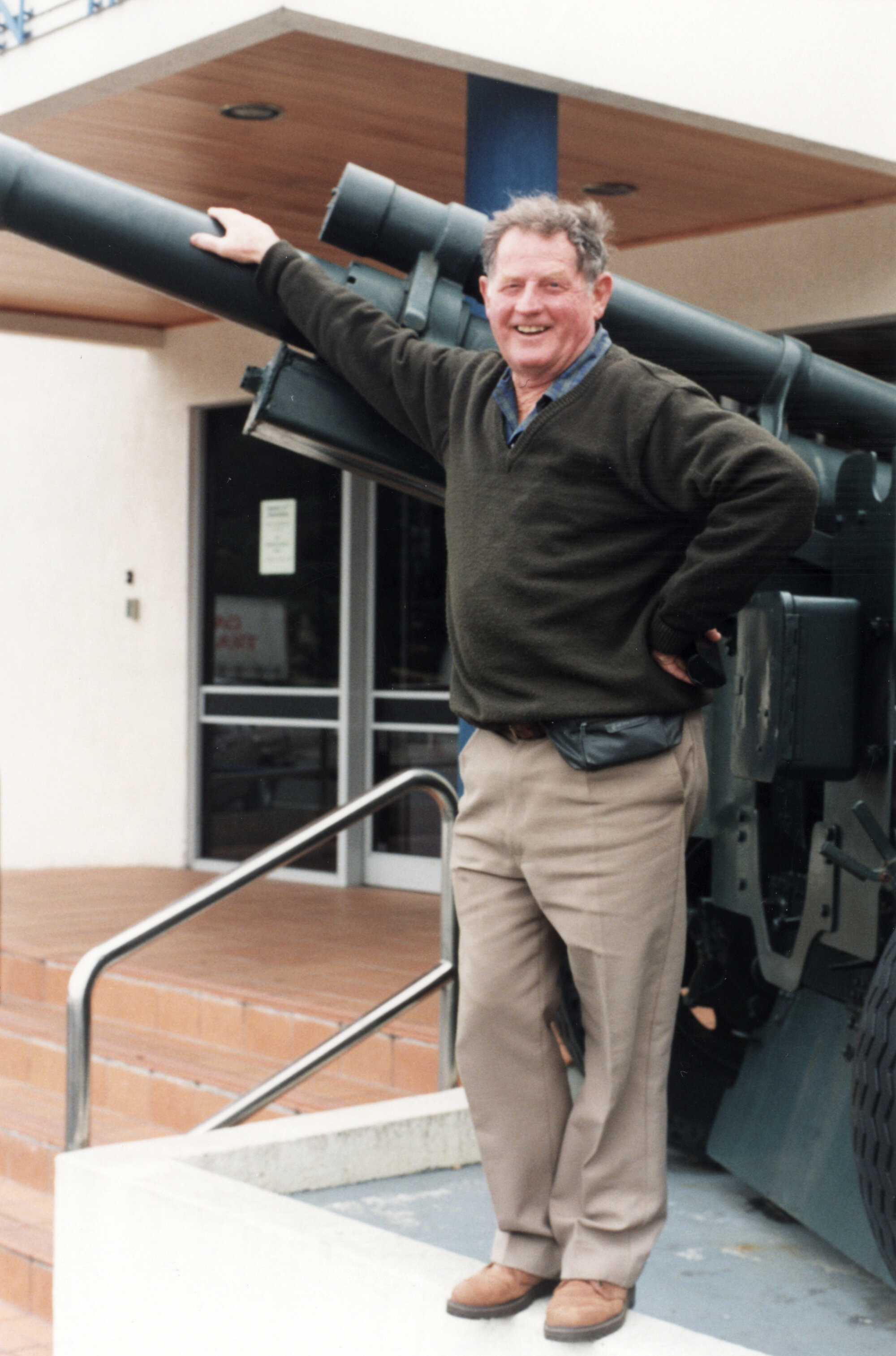 David Wilford, 70, from Thames, visiting all NZ RSAs; he had reached 112; 20 to go.