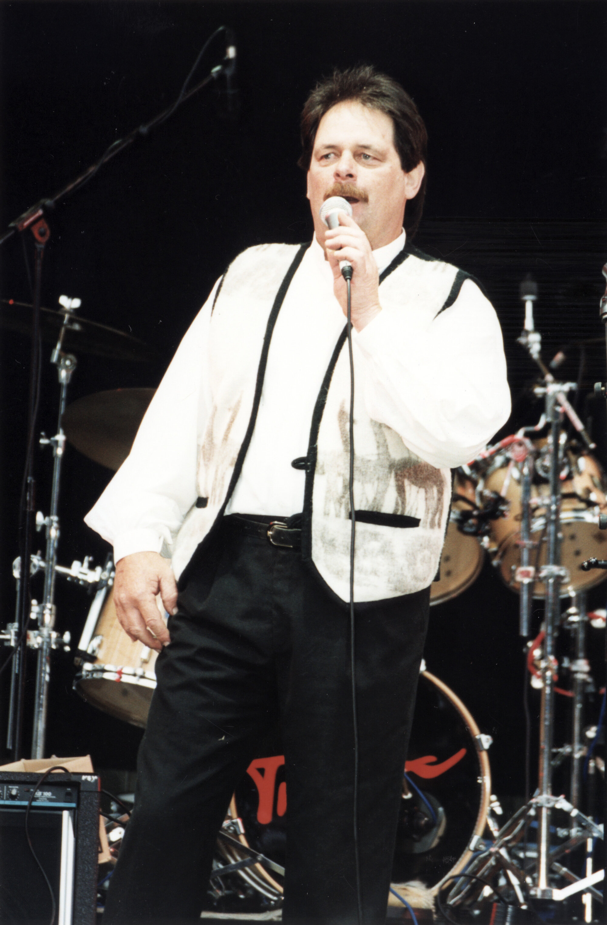 Upper Hutt City of Song concert 2001; Harcourt Park; Maurice Picard.