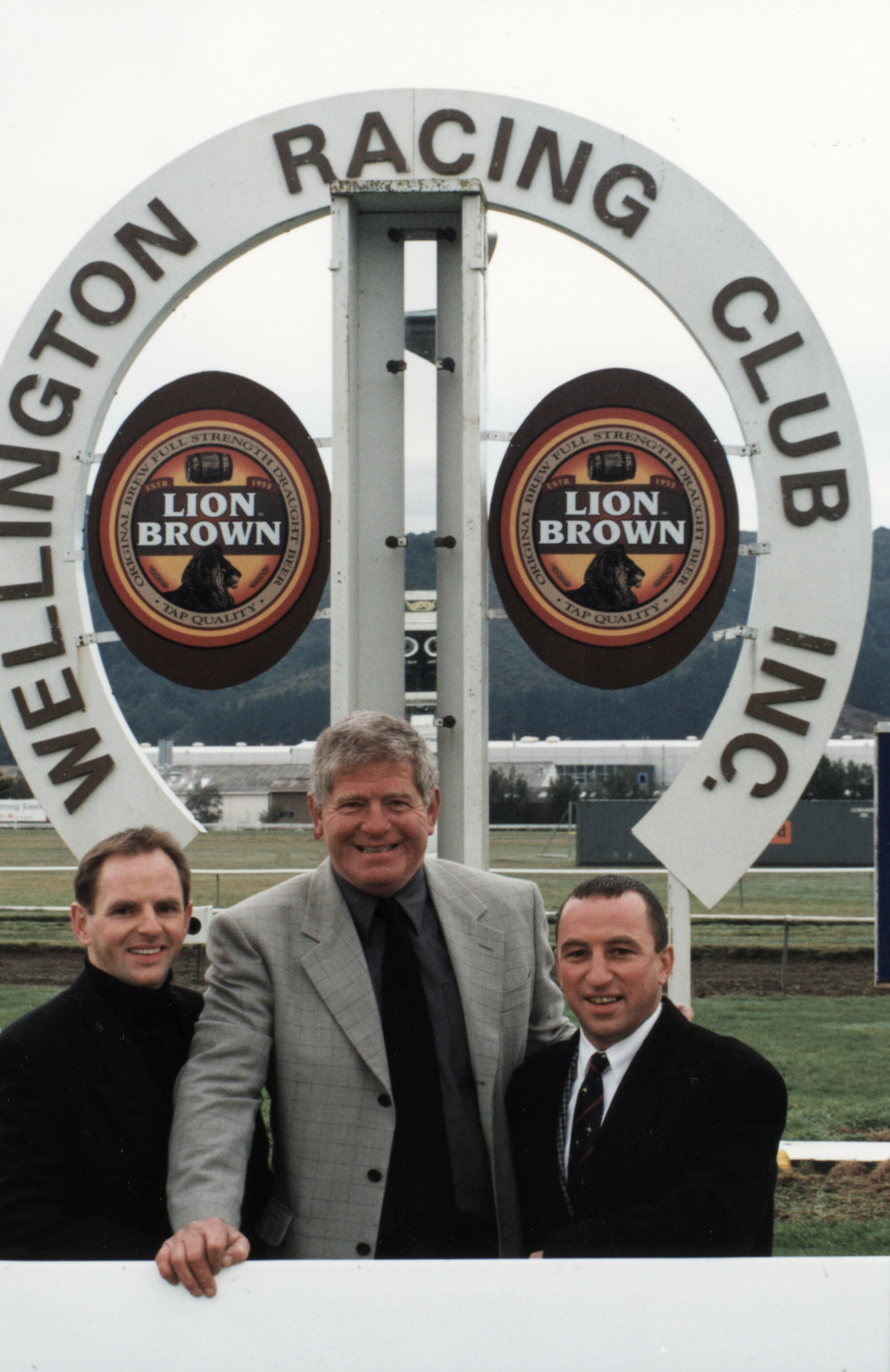 Horse racing; jockeys Larry and Jim Cassidy back from Sydney for promotional visit; with mayor Rex Kirton.