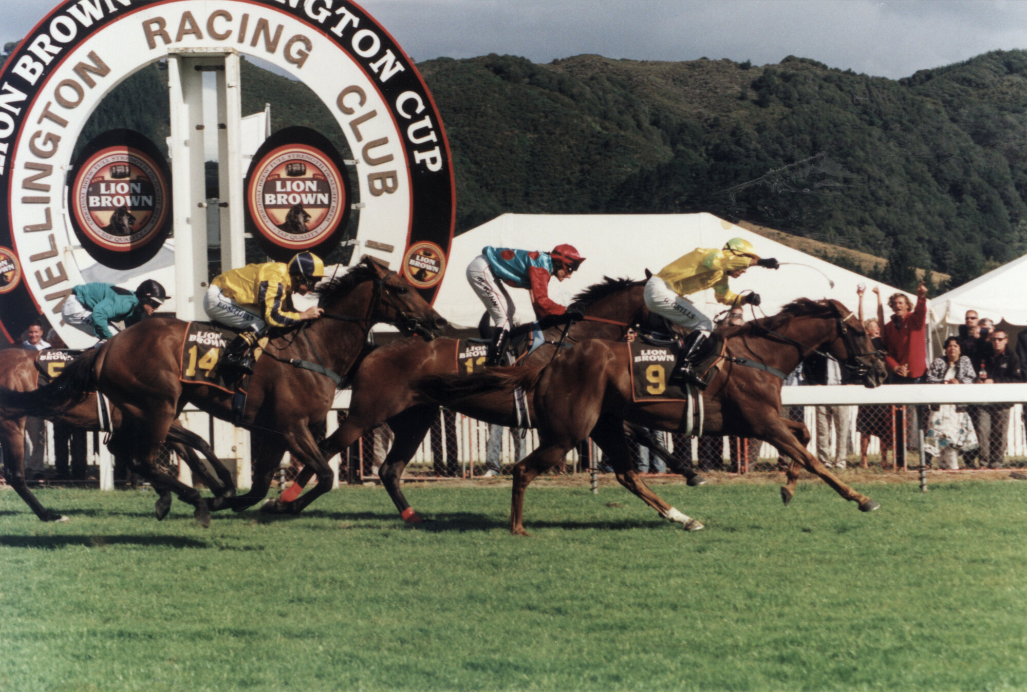 Trentham racecourse, 2003; Oarsman (jockey Gary Grylls) wins the Wellington Cup.
