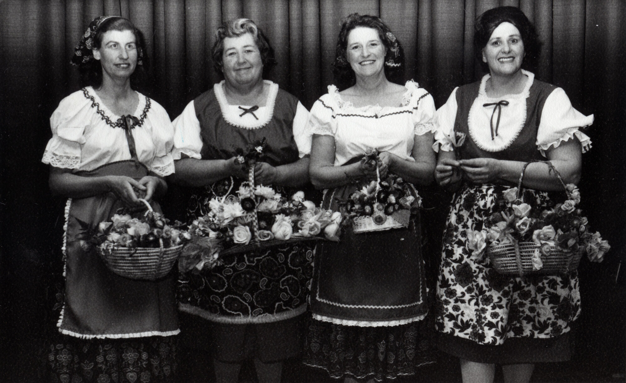 Upper Hutt Operatic Society - Photo 028