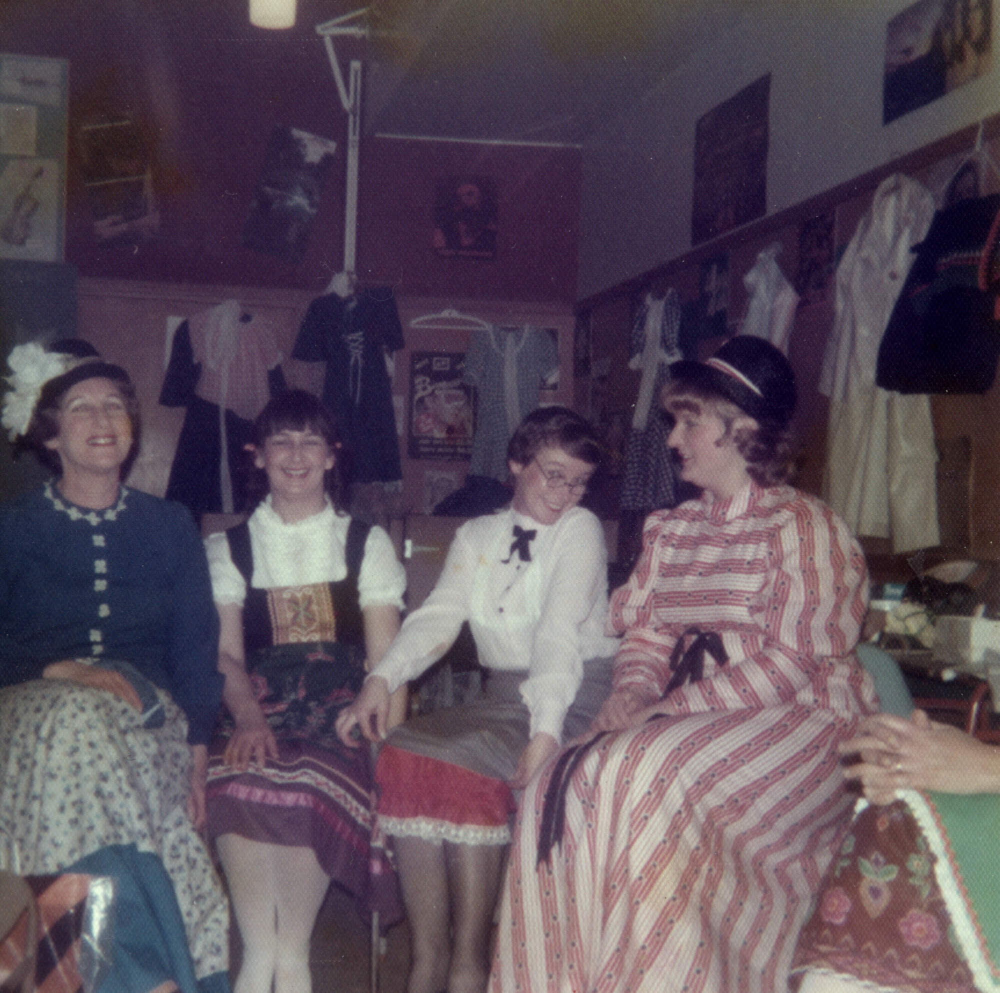 Upper Hutt Operatic Society - Photo 032