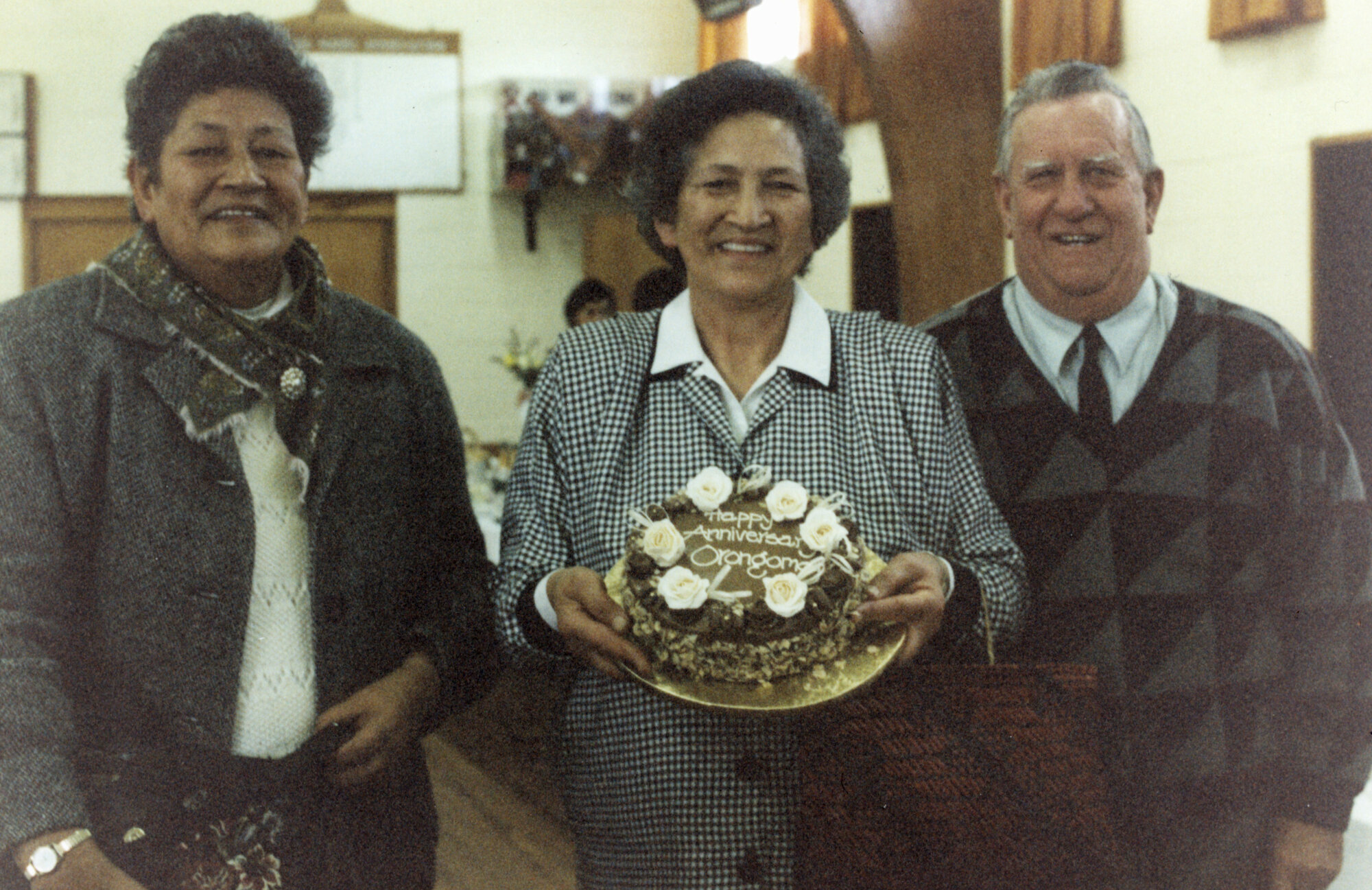 Māwai Hakona; Tangi Wotton and Grace Nicholls (sisters) with Eric Wood