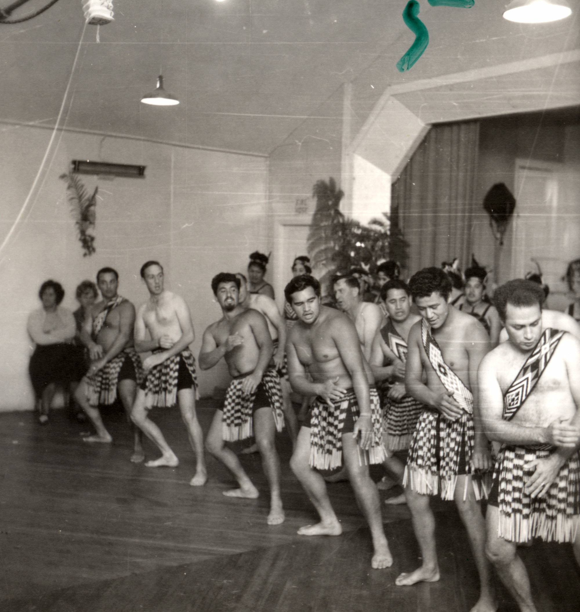 Māwai Hakona; visit by Native Americans A 5