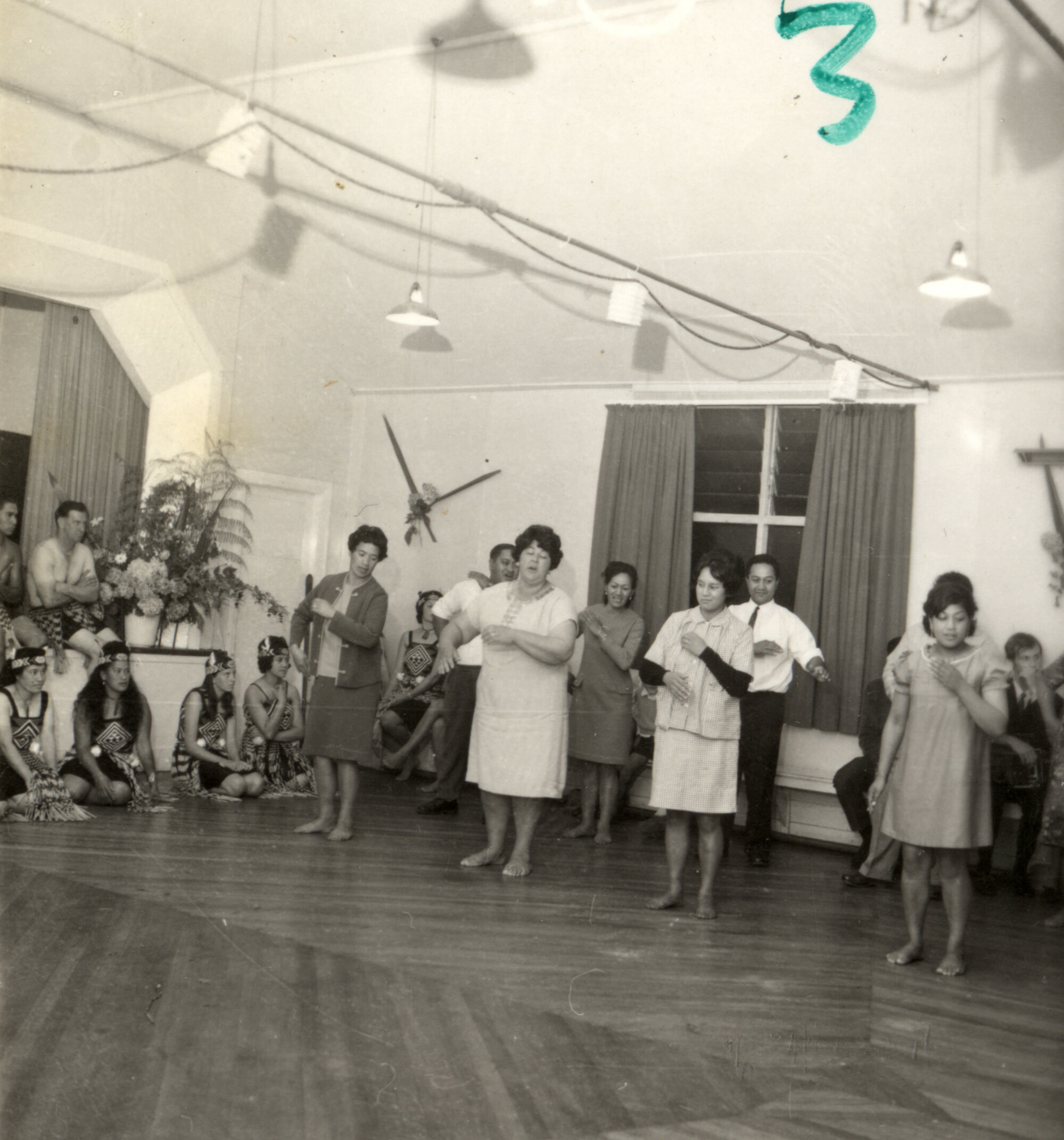 Māwai Hakona; visit by Native Americans B  3