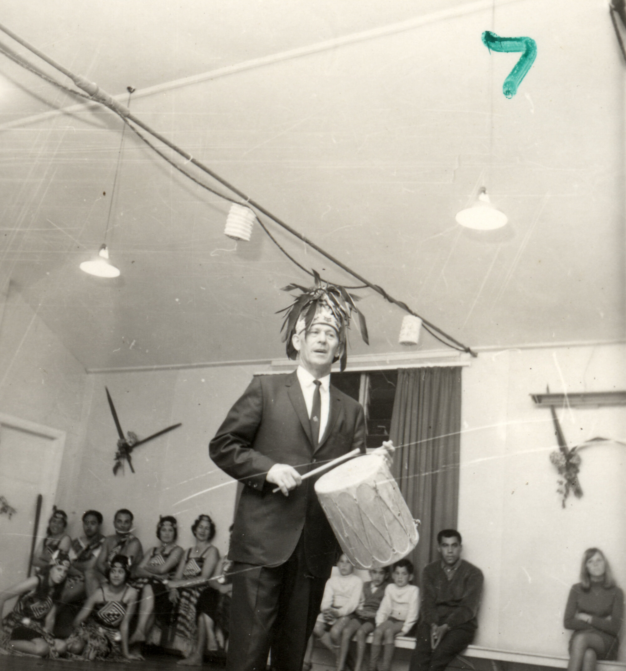 Mawai Hakona; visit by Native Americans B  7