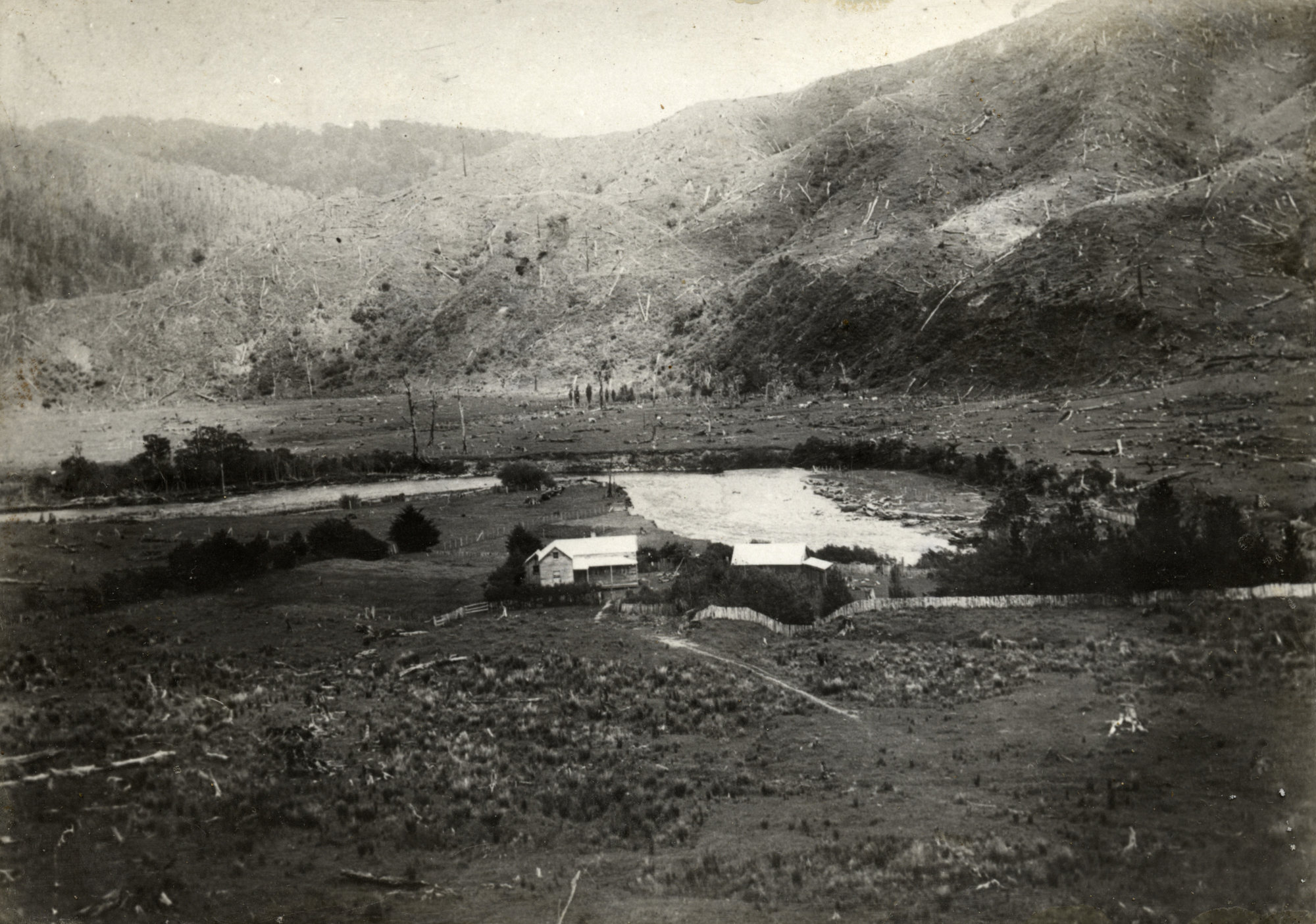 Carl Julius Poulson farm; Akatārawa; 1898 