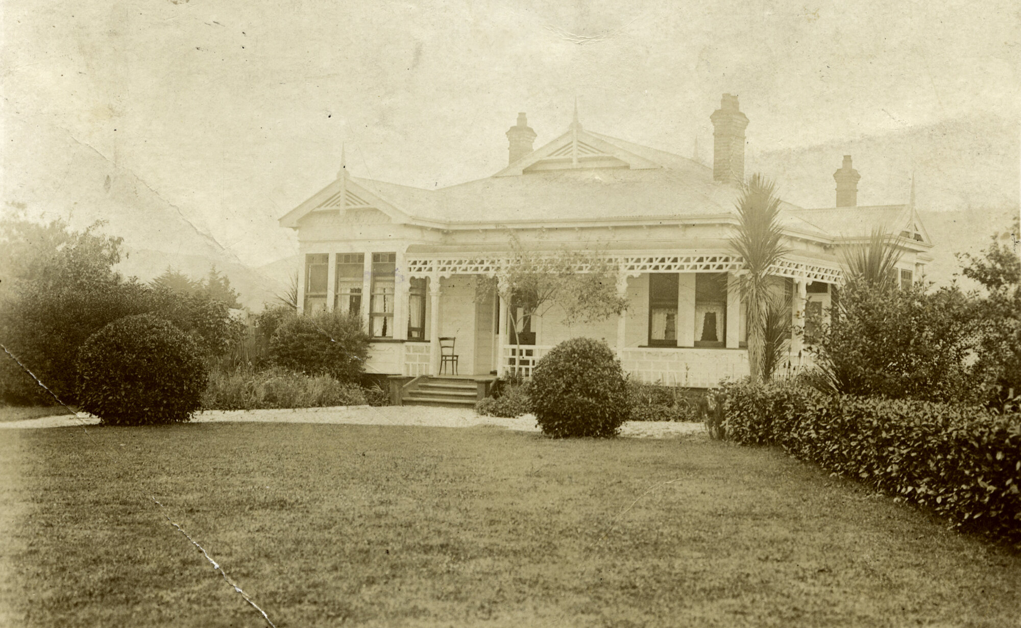Hazelwood family; J A Hazelwood's home, Main Road.
