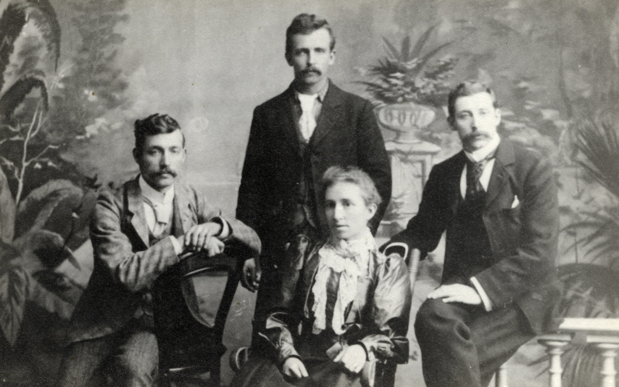 Hazelwood family; Jim (presumably J A Hazelwood), Bob, Tom, Charlotte. 