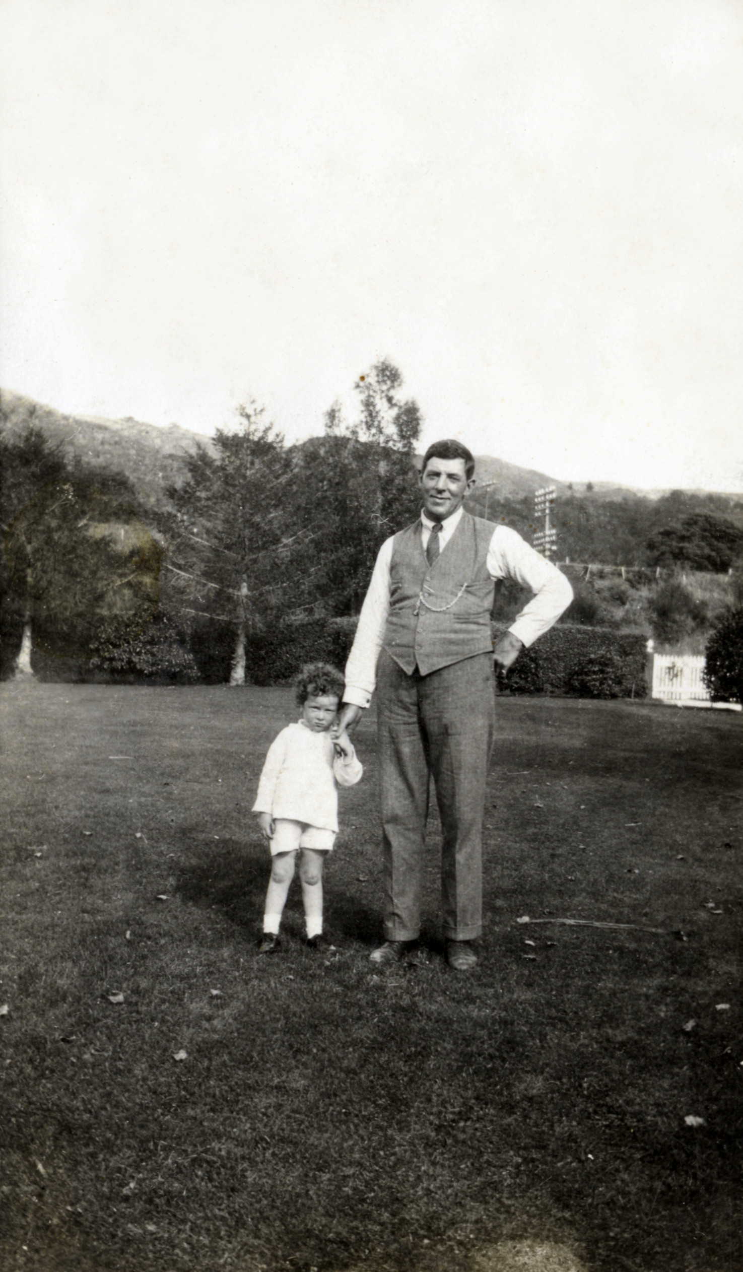Hazelwood family, Unidentified Man and Child; c. 1920