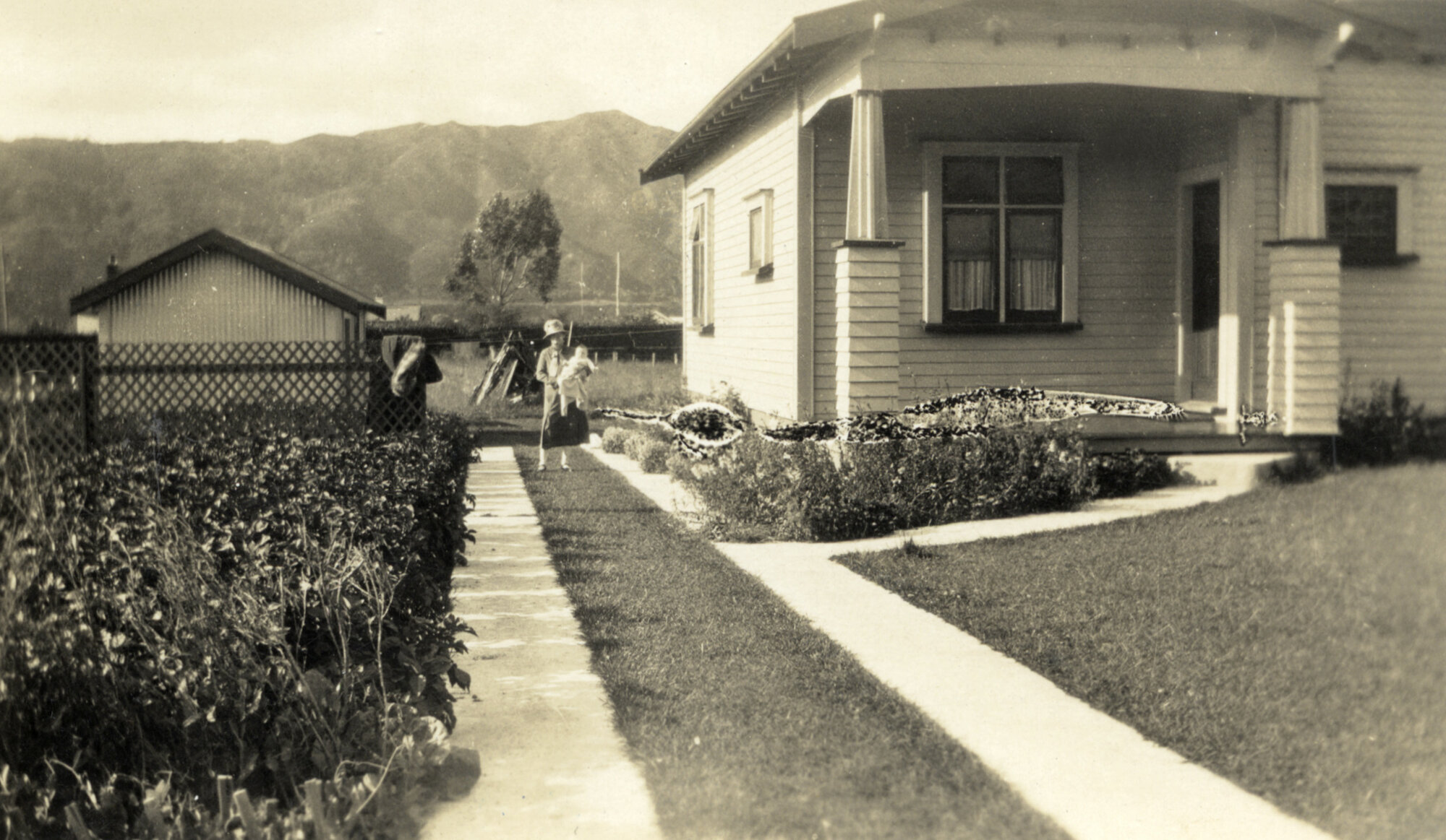 Hector and May Poulson's house, 41 Queen Street, 1928