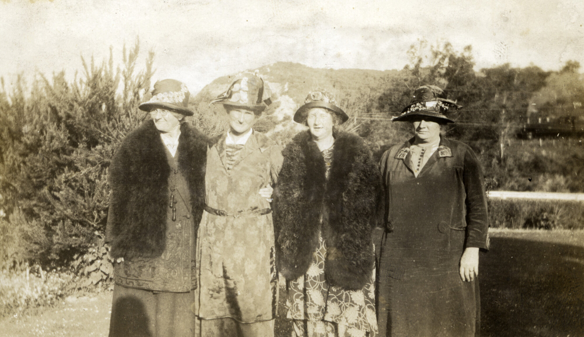 Poulson Collection; woman at right Jill or Bennett?