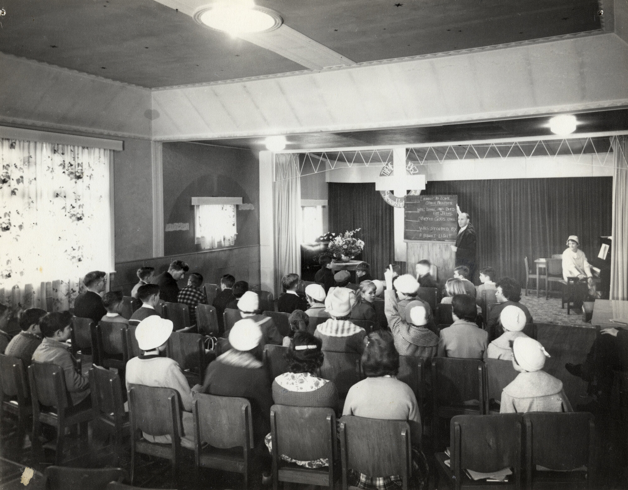 Brown Owl - Rimutaka Baptist Church 001; interior of former Brown Owl tearooms/cabaret?