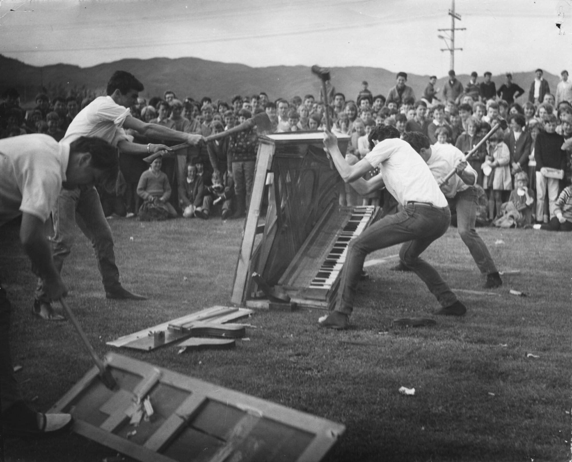Upper Hutt College; fund-raising gala; piano-smashing competition.