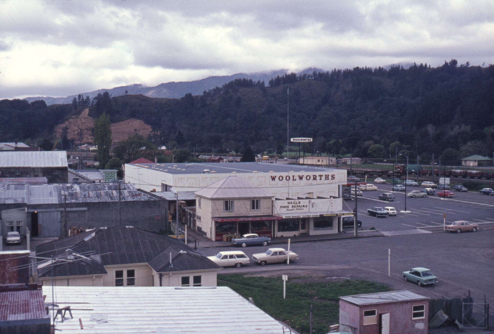 View from BNZ building 1967, October; 1; Station Street and Woolworths.