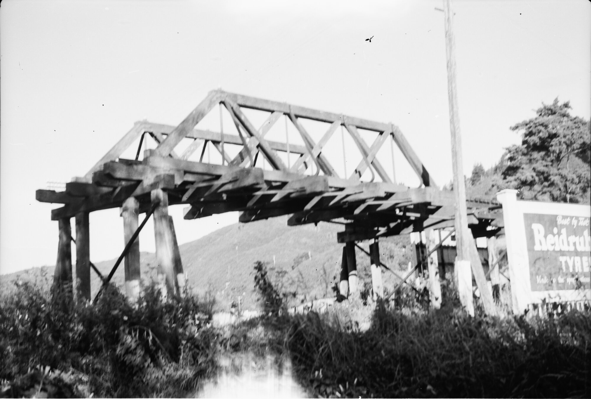 Silverstream railway bridge 2 (1903-1957); last truss span.