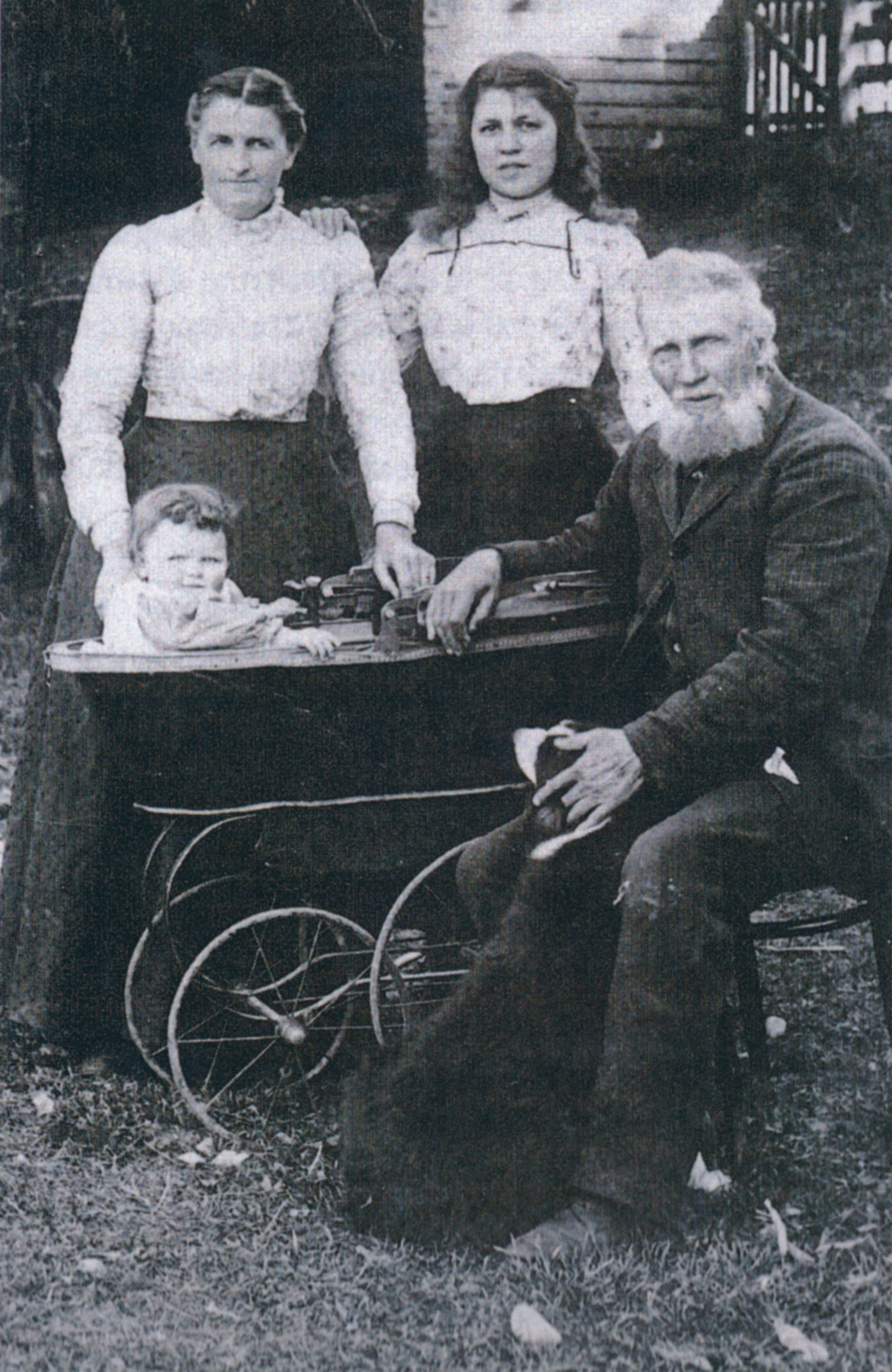 George Whiteman &amp; family members