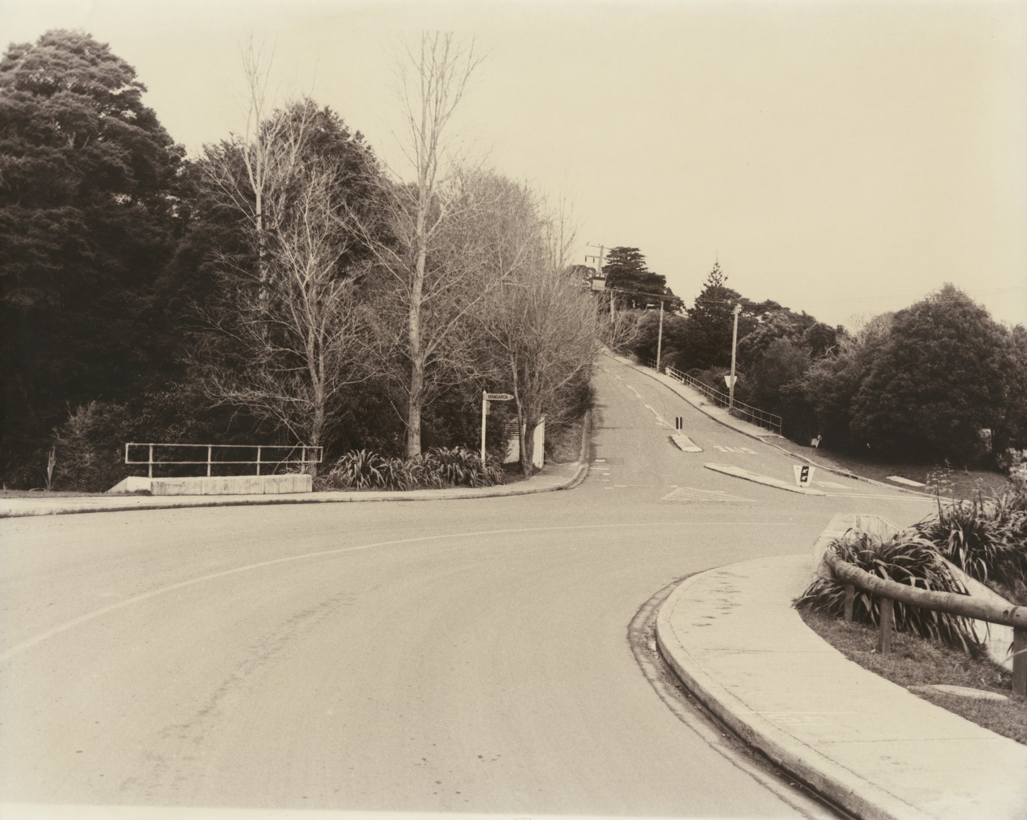 Te Marua; junction of Plateau and Maymorn roads, looking south. [P5-41-605]
