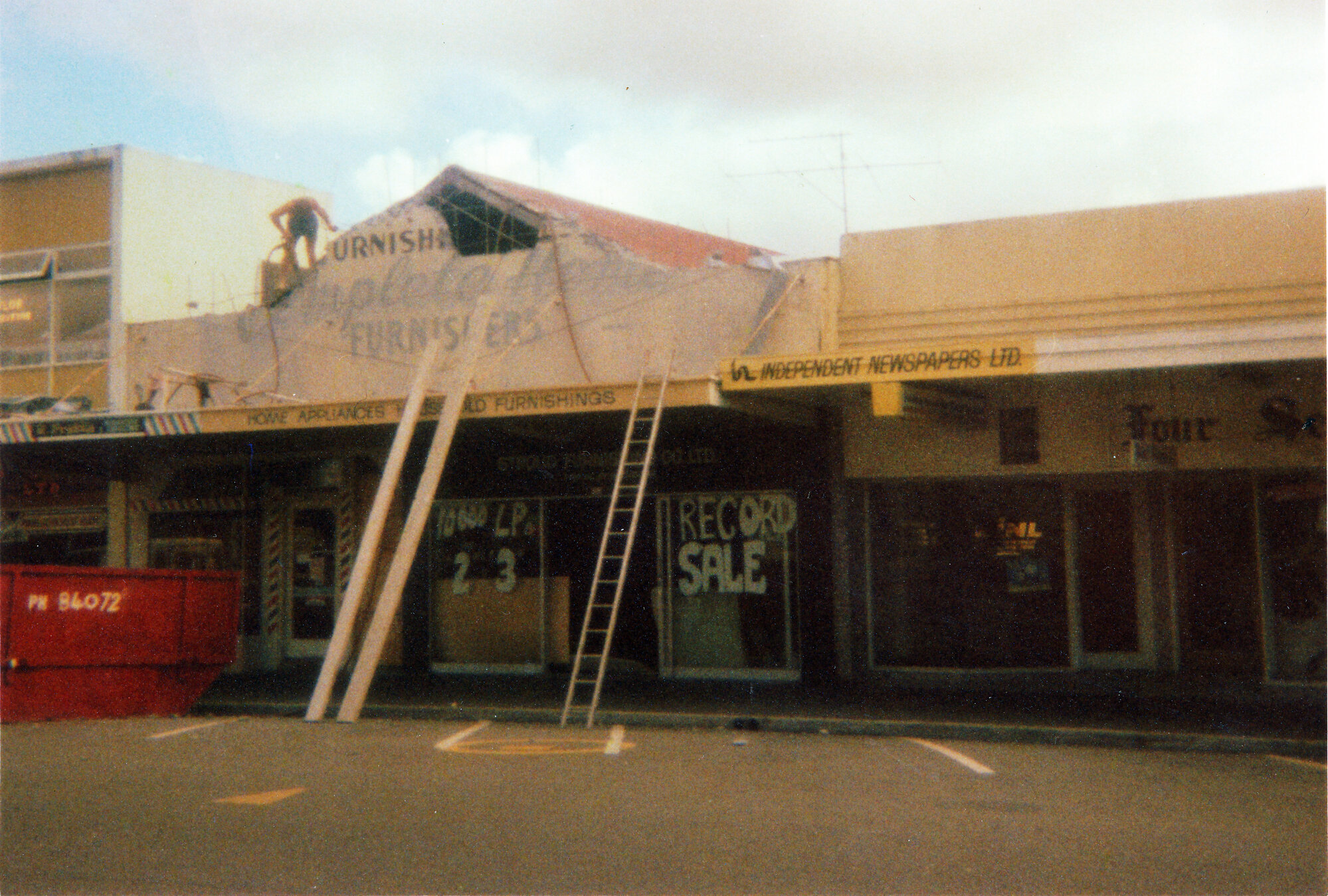 Main Street shops, north side; opposite Bank of New Zealand; February 1978